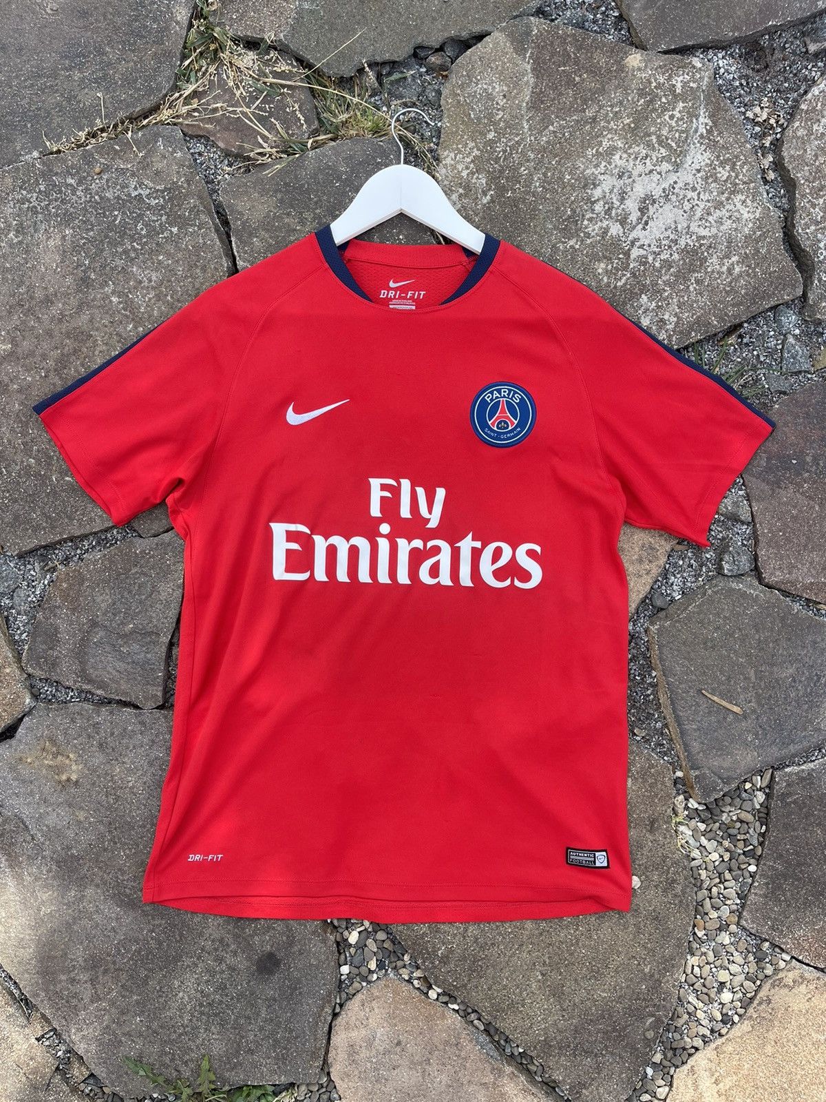 Nike Nike PSG red soccer jersey Size US L / EU 52-54 / 3 - 1 Thumbnail