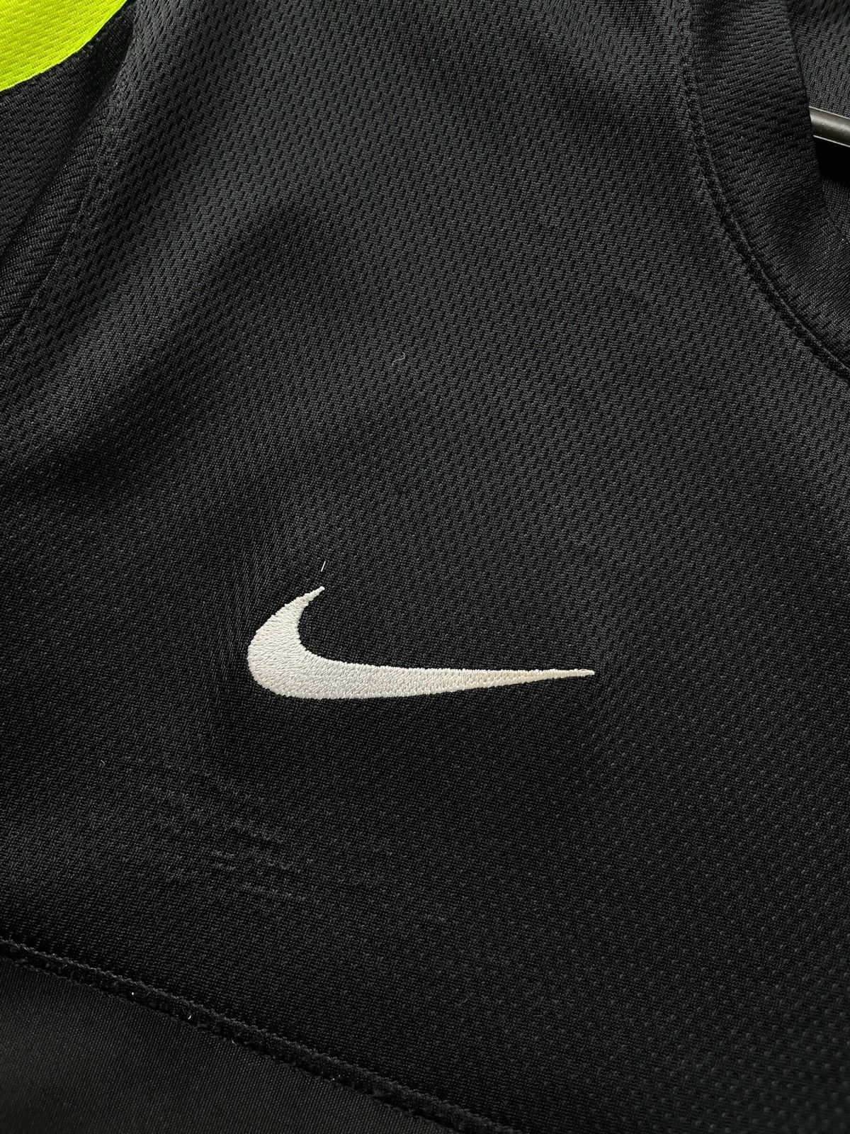 Nike × Vintage Vintage Nike Everton soccer jersey black logo size L Size US L / EU 52-54 / 3 - 3 Thumbnail