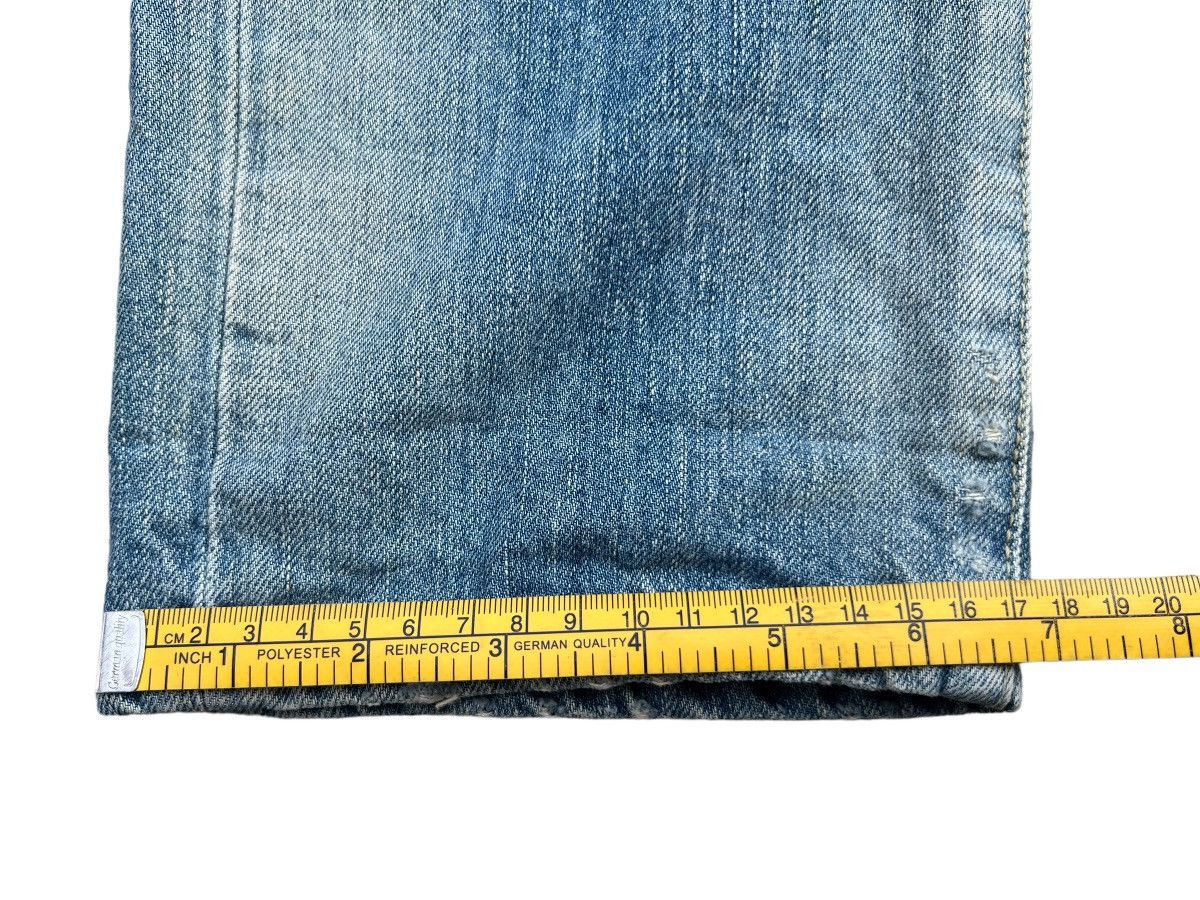 Japanese Brand Vintage Red Card Japan Faded Distressed Slim Fit Jeans 33x33 Size US 33 - 15 Thumbnail