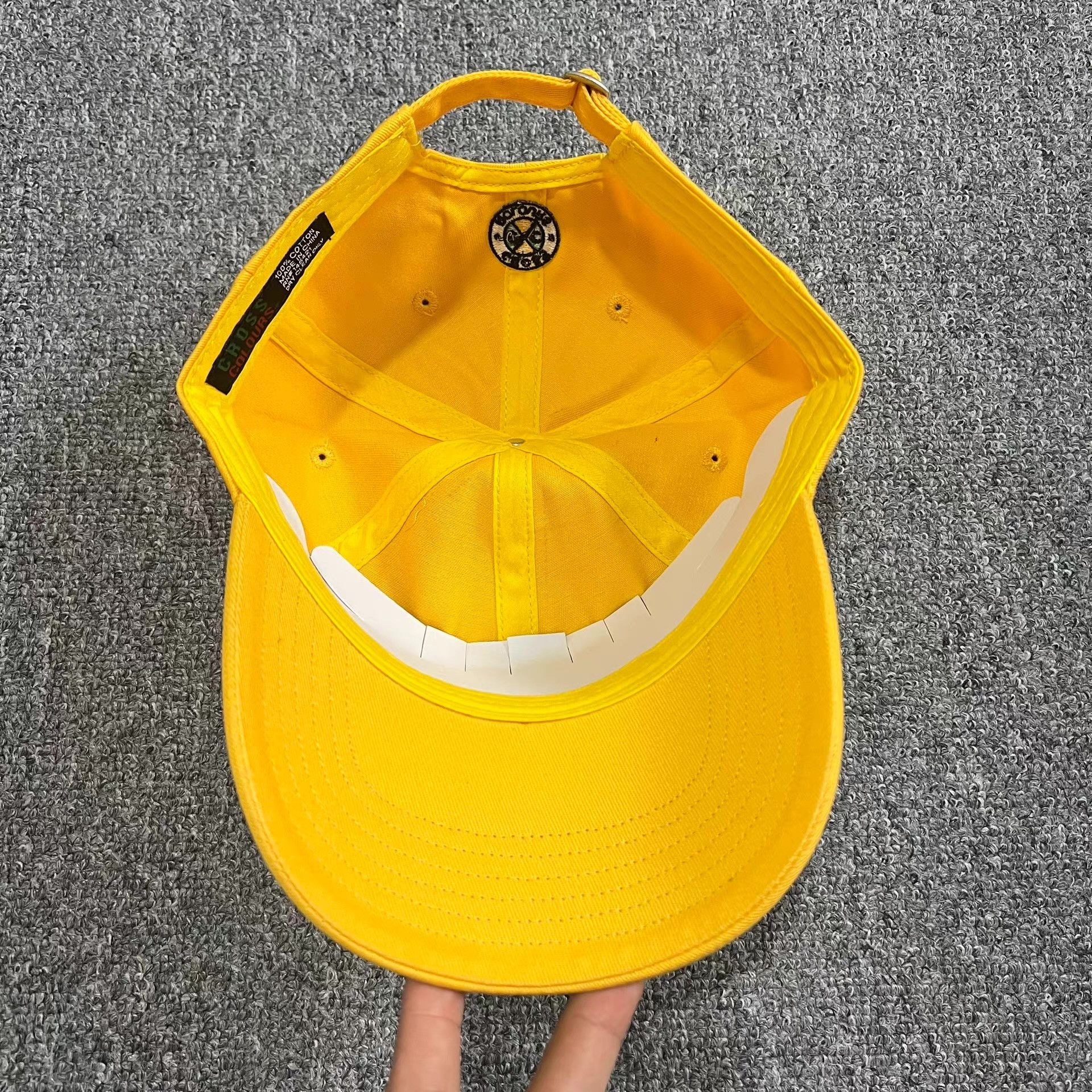 Cross Colours Cross Colours embroidered curved brim baseball cap Q7 Size ONE SIZE - 3 Thumbnail