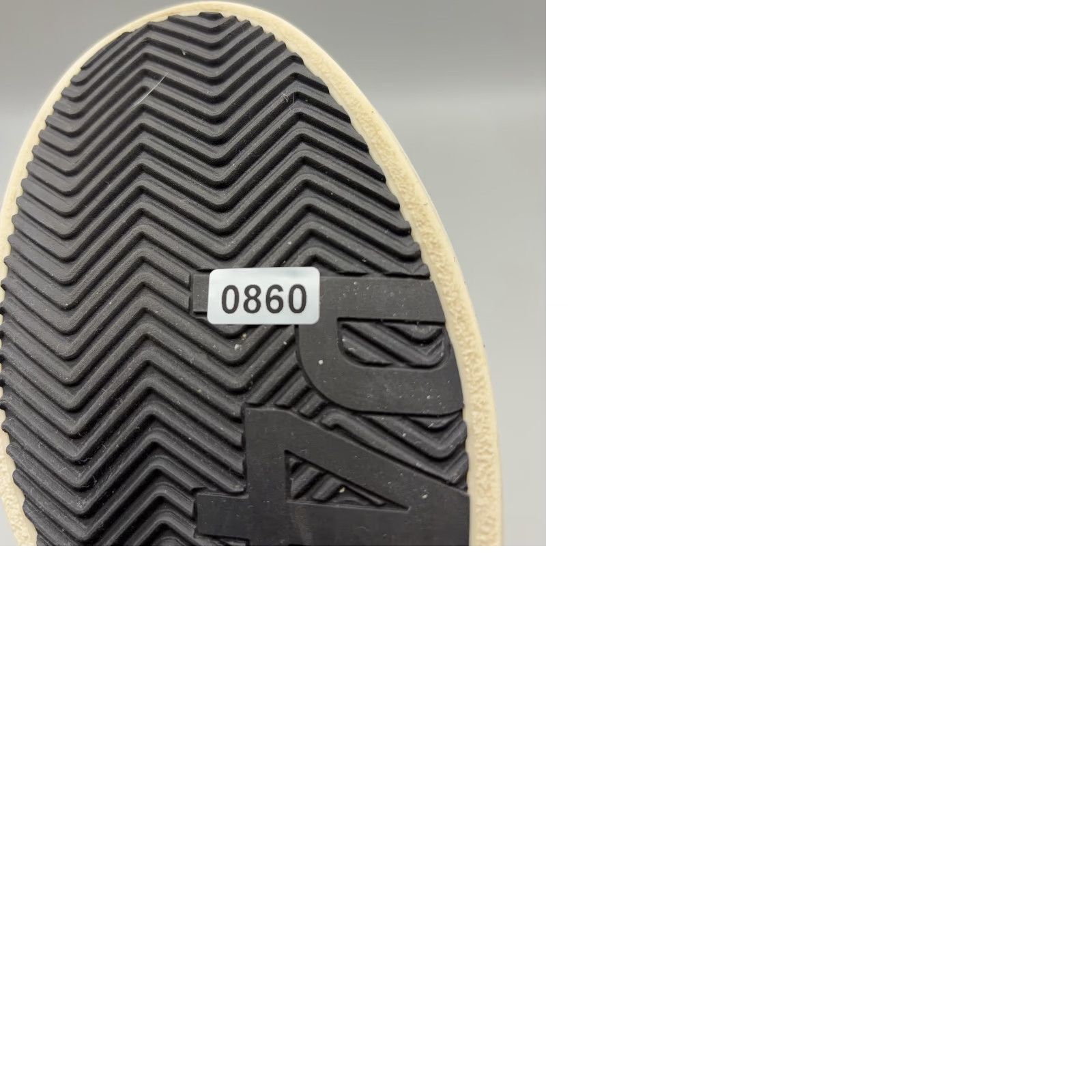 P448 P448 Shoes Womens Beige Suede Mid Top Zipper Sneakers Lined Casual Walking Size 38 EU 38 US 7.5 Shoes Mens Womens Girls Boys Size S / US 4 / IT 40 - 9 Thumbnail