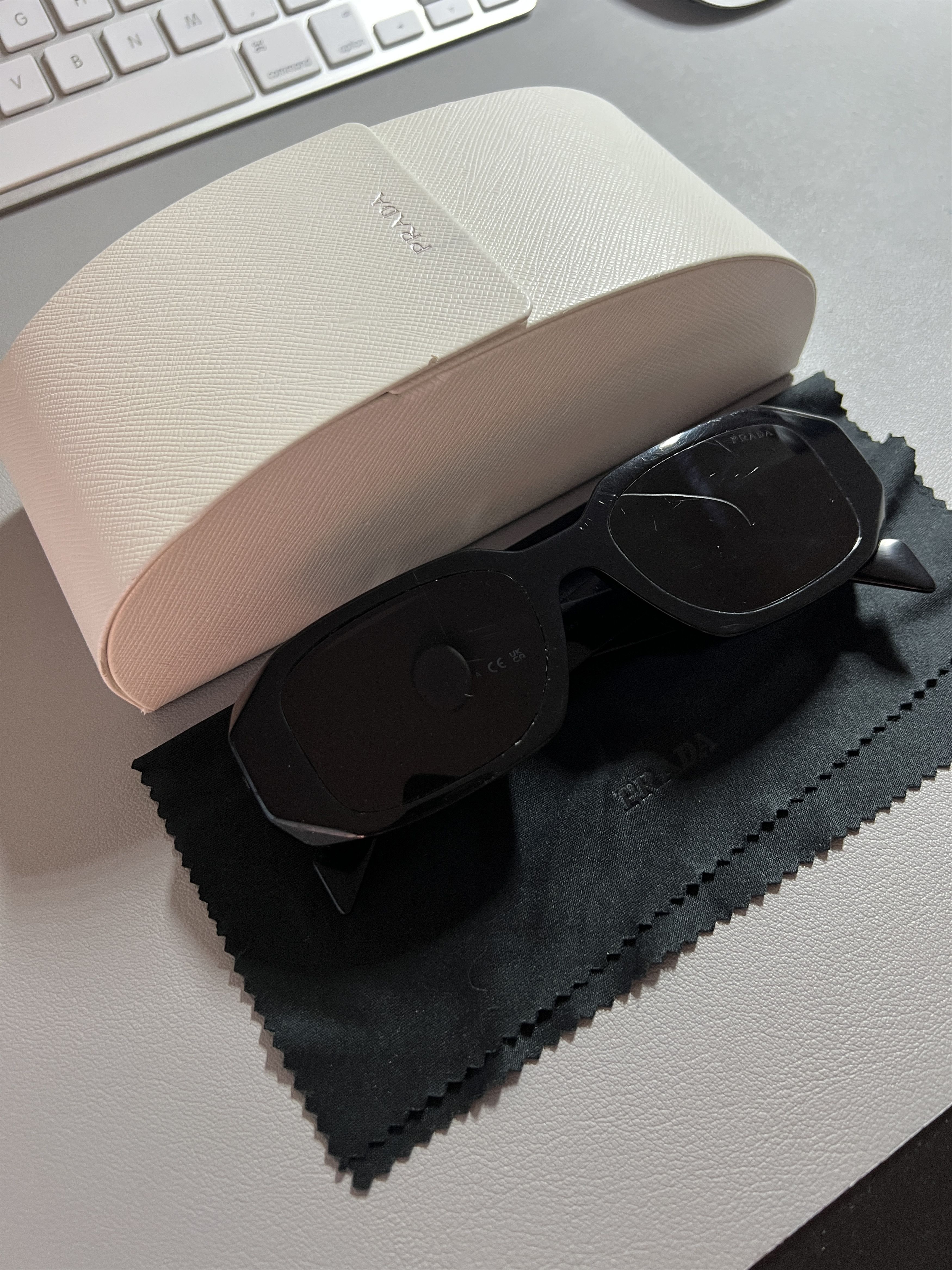 Prada Prada PR 17WSF 51-20-145 – Used/Good Condition Size ONE SIZE - 1 Thumbnail