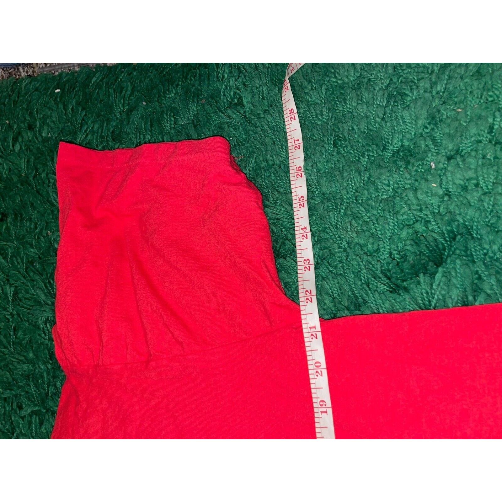 Vintage Vintage Sun Valley Shirt Ice Skating Shoes Red Tee 90s VTG L Size US L / EU 52-54 / 3 - 8 Thumbnail