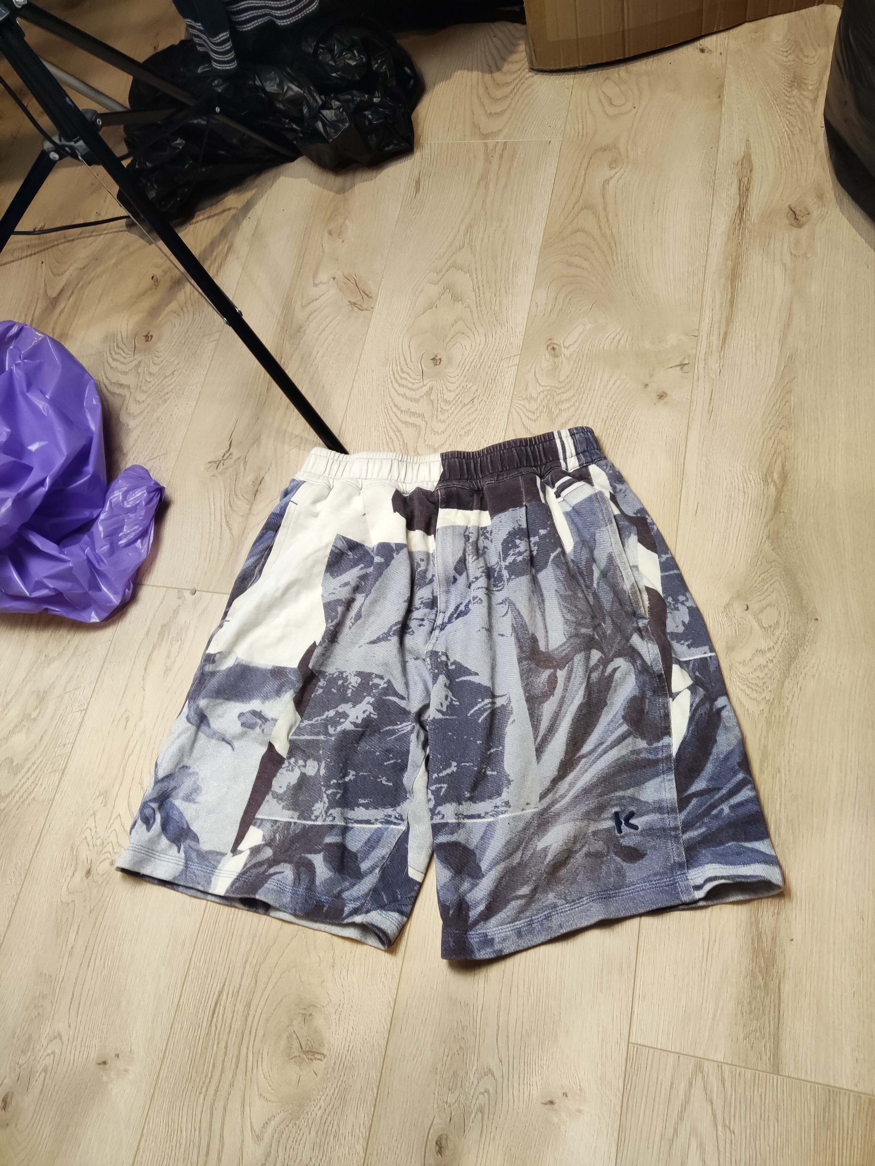 Kenzo Kenzo Cut-out Flowers bermuda shorts sweat tropical floral Size US 28 / EU 44 - 20 Thumbnail