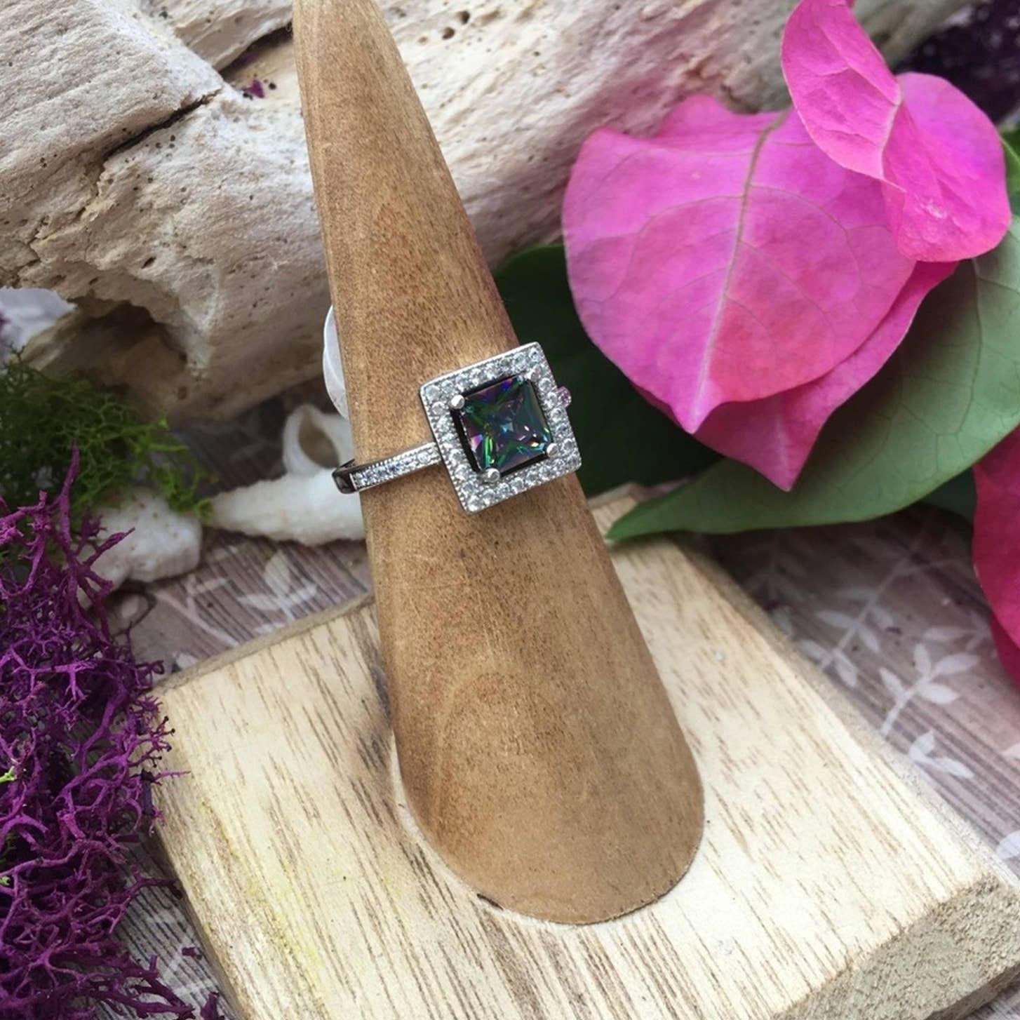 The Unbranded Brand Rainbow Topaz Sterling Silver Square Ring Size ONE SIZE - 2 Thumbnail