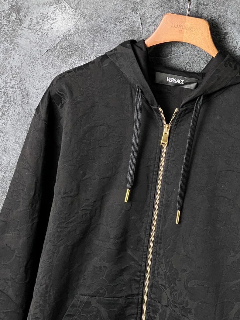Versace Versace Dark drawstring hooded sweatshirt jacket Size US M / EU 48-50 / 2 - 5 Thumbnail
