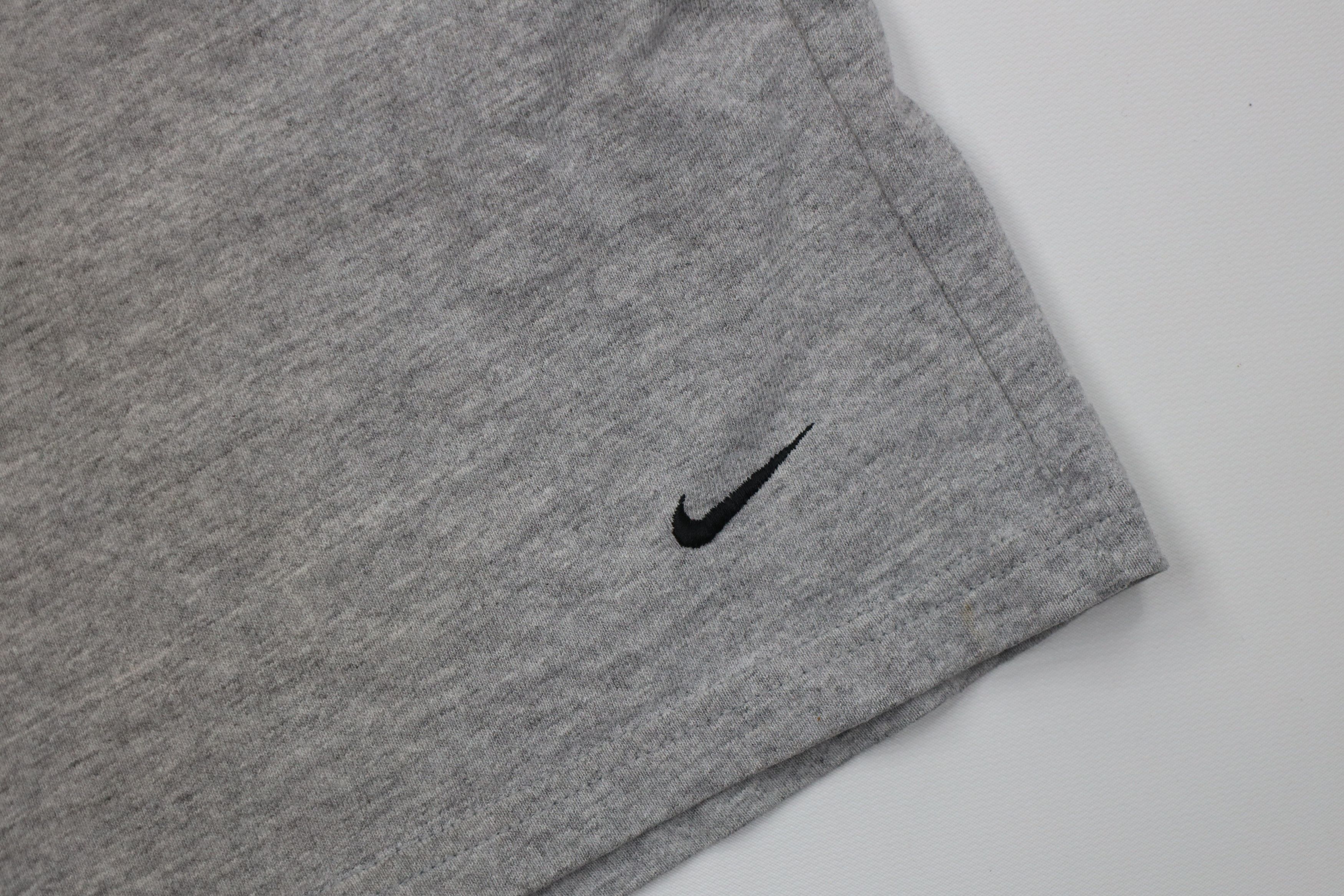 Nike Vintage Y2K Nike Mini Swoosh Above Knee Shorts Gray USA Size US 38 / EU 54 - 5 Thumbnail