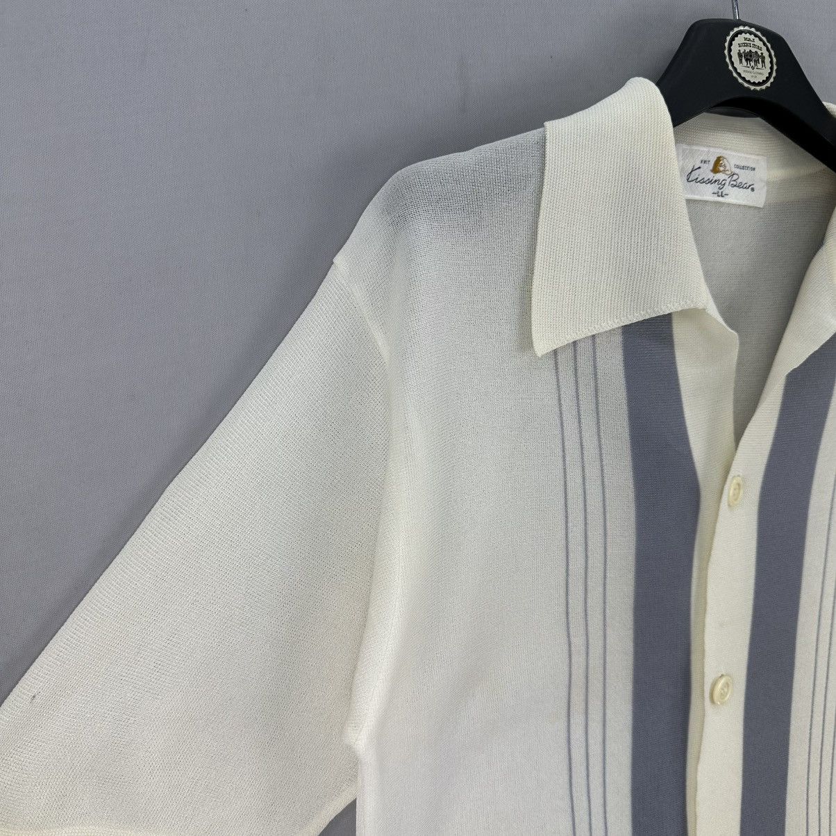Japanese Brand Vintage 90's Kissing Bear Polo Knit Shirt Button up Size US S / EU 44-46 / 1 - 2 Thumbnail