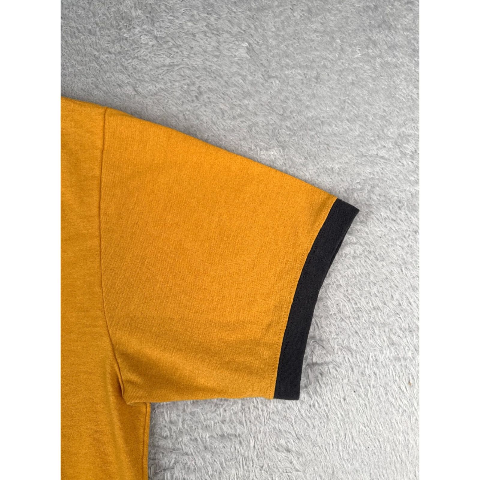 The North Face The North Face Shirt Men Large Yellow Short Sleeve Crew Vaporwick Polyester READ Size US L / EU 52-54 / 3 - 2 Thumbnail