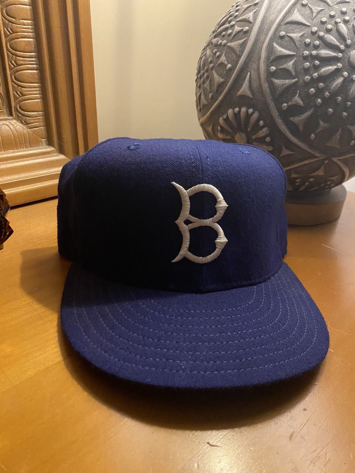 Brooklyn Dodgers Hat Cap Roman outlet Size 7 1/2 Fitted Leather Band Retro White