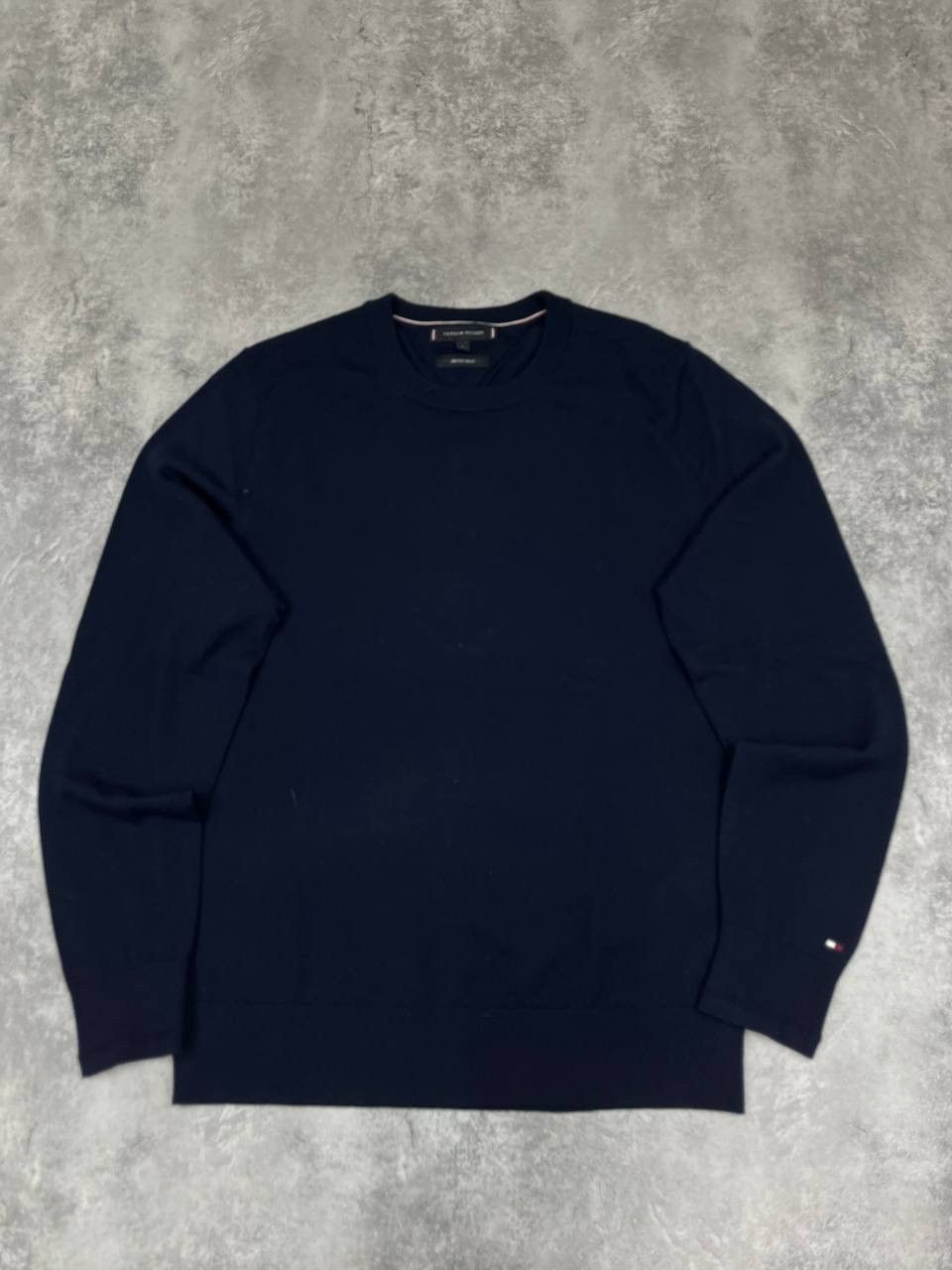 Tommy Hilfiger Tommy Hilfiger Men Merino Wool Knit Sweater Crew Neck Navy Size US L / EU 52-54 / 3 - 1 Thumbnail