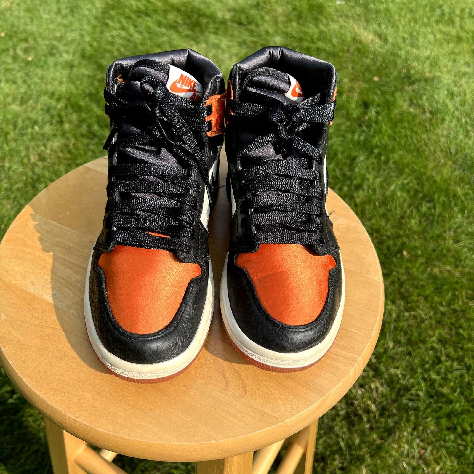 Jordan Brand × Nike Air Jordan 1 Retro High OG Satin Shattered Backboard Size 6 Size US 6.5 / IT 36.5 - 4 Thumbnail