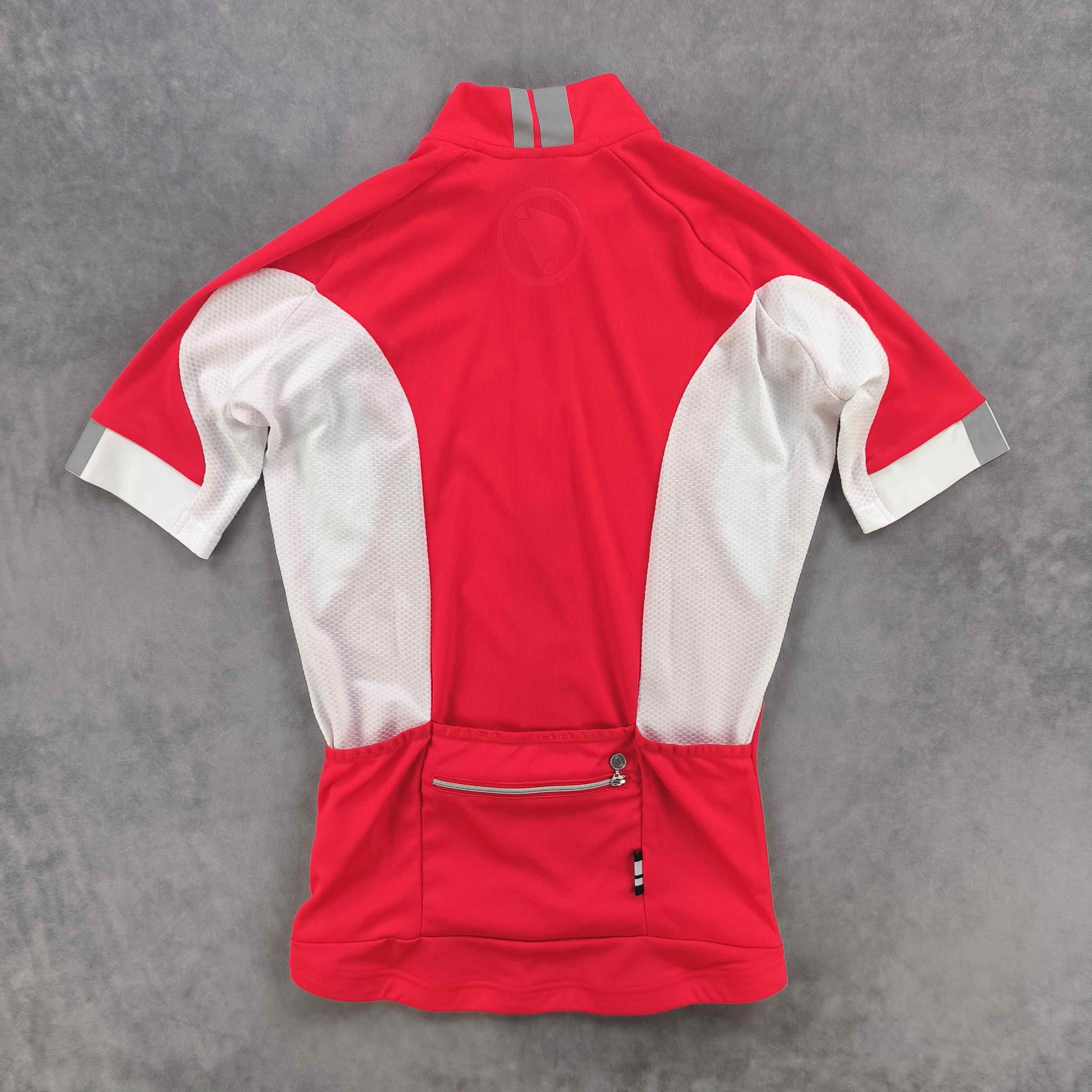 Other NEW Endura (BNWT) cycling jersey shirt size S Size US S / EU 44-46 / 1 - 2 Thumbnail