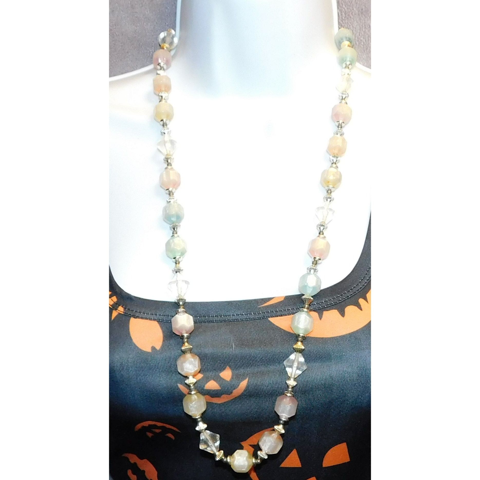 Other Chunky Pastel Shimmer Candycore Beaded Necklace Size ONE SIZE - 5 Thumbnail