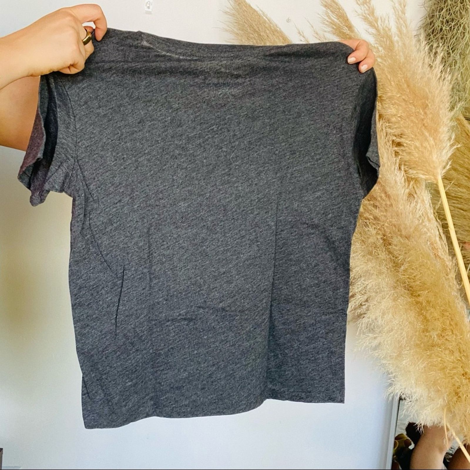Target Basics NEW TARGET Sun Grey White Screen Printed Tee Shirt Crop Top Size M / US 6-8 / IT 42-44 - 6 Thumbnail