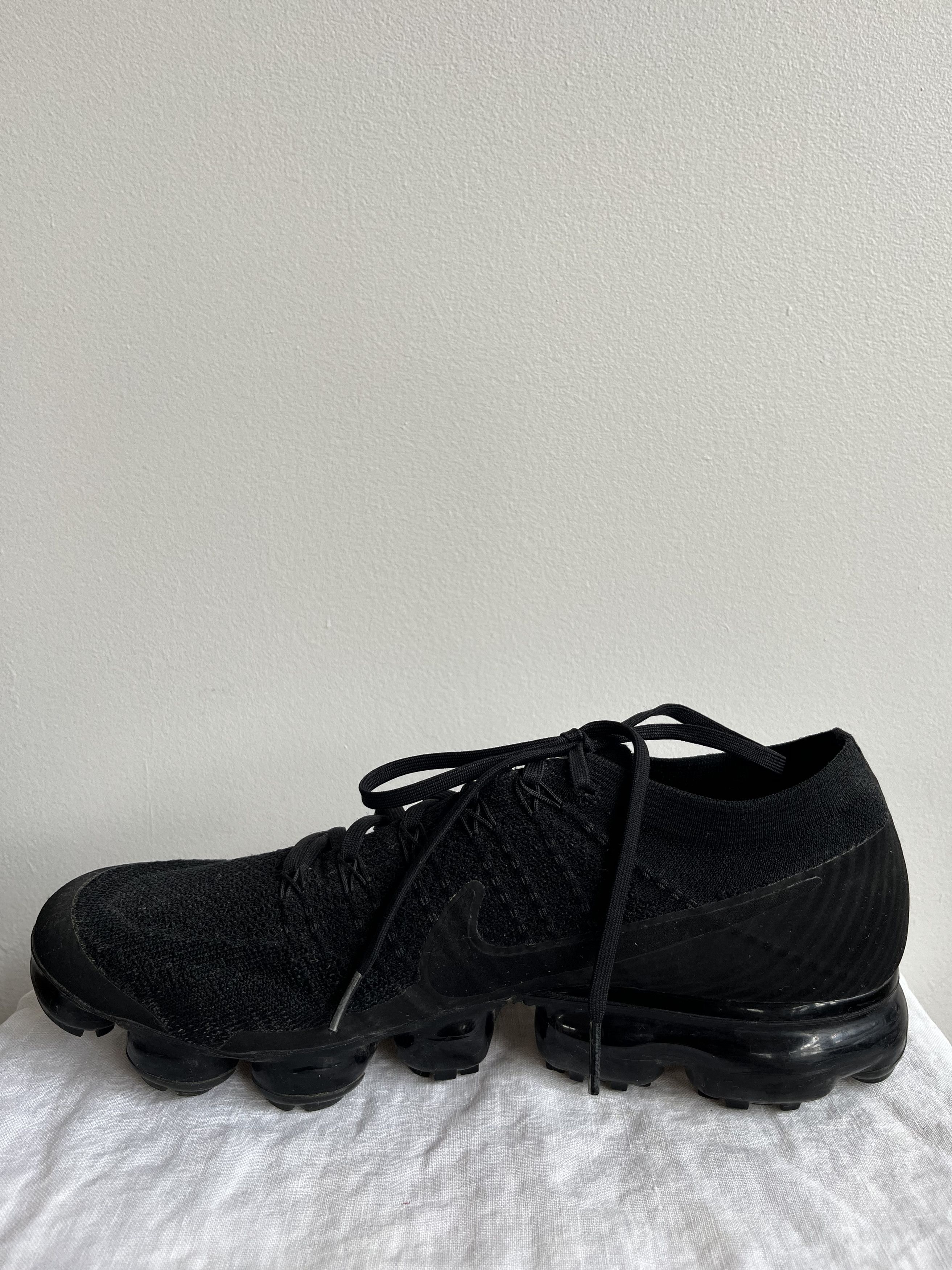 Nike Black 'NikeLab' Air VaporMax Running Sneakers (2017) Size US 11 / EU 44 - 3 Thumbnail