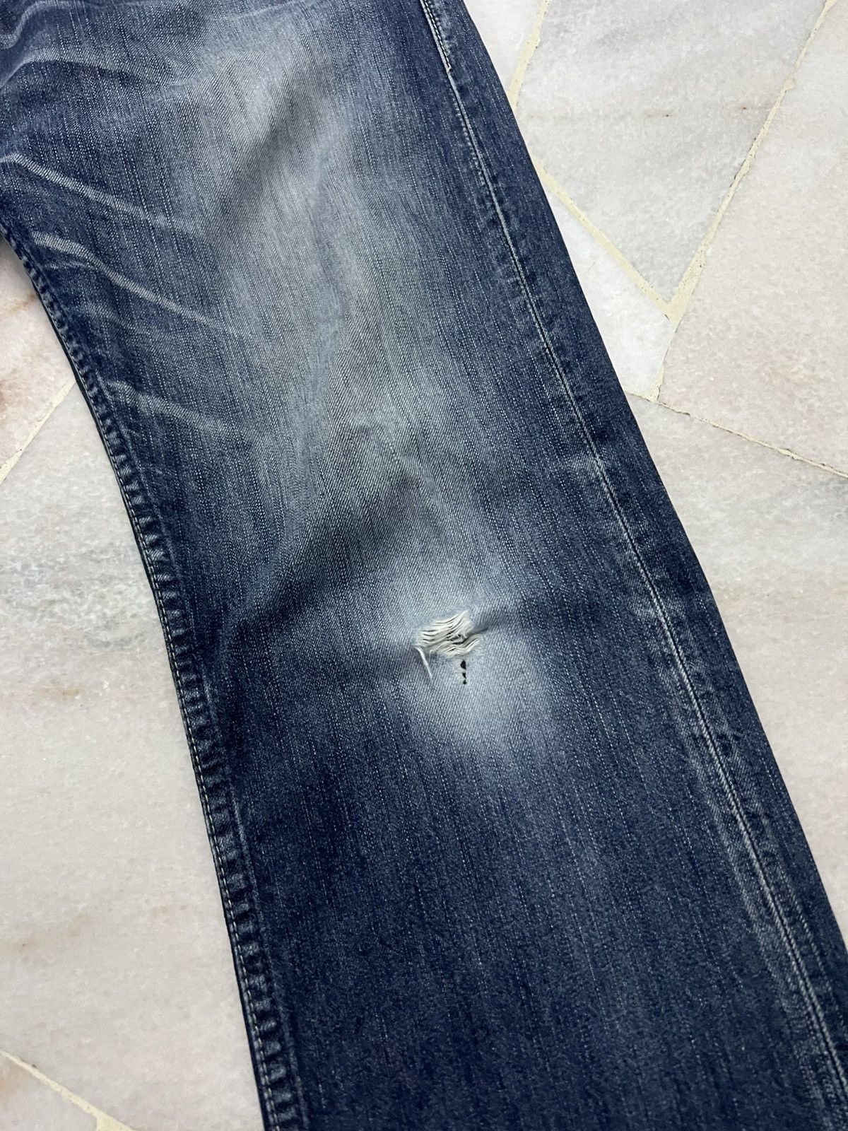 Jean × Levi's × Vintage 💥Vintage Levis 202 Distressed Faded Blue Jeans Size US 33 - 5 Thumbnail