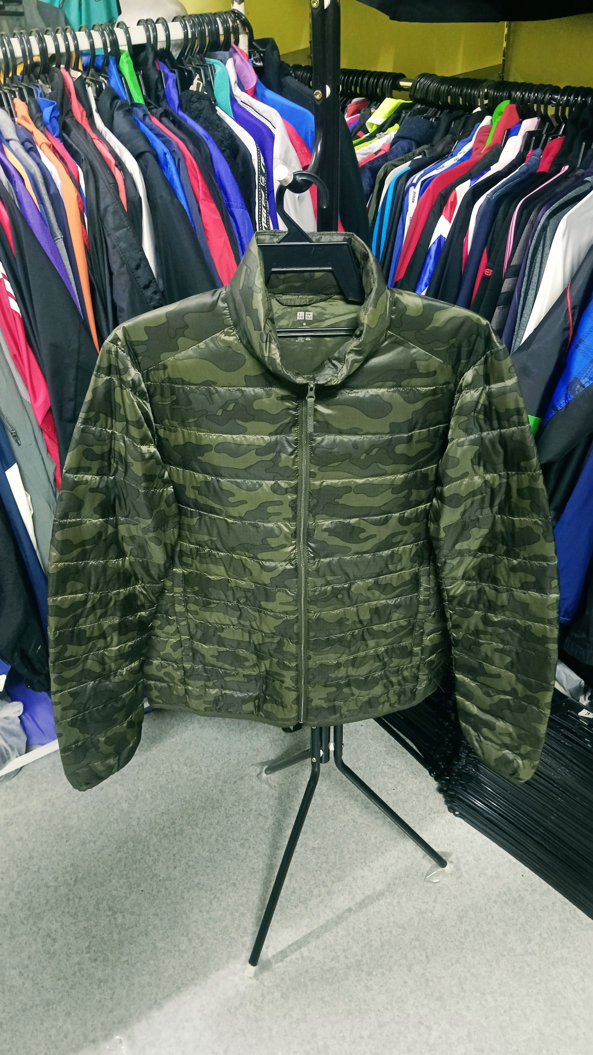 Uniqlo Uniqlo Camouflage Light Down Jacket Size US M / EU 48-50 / 2 - 1 Thumbnail