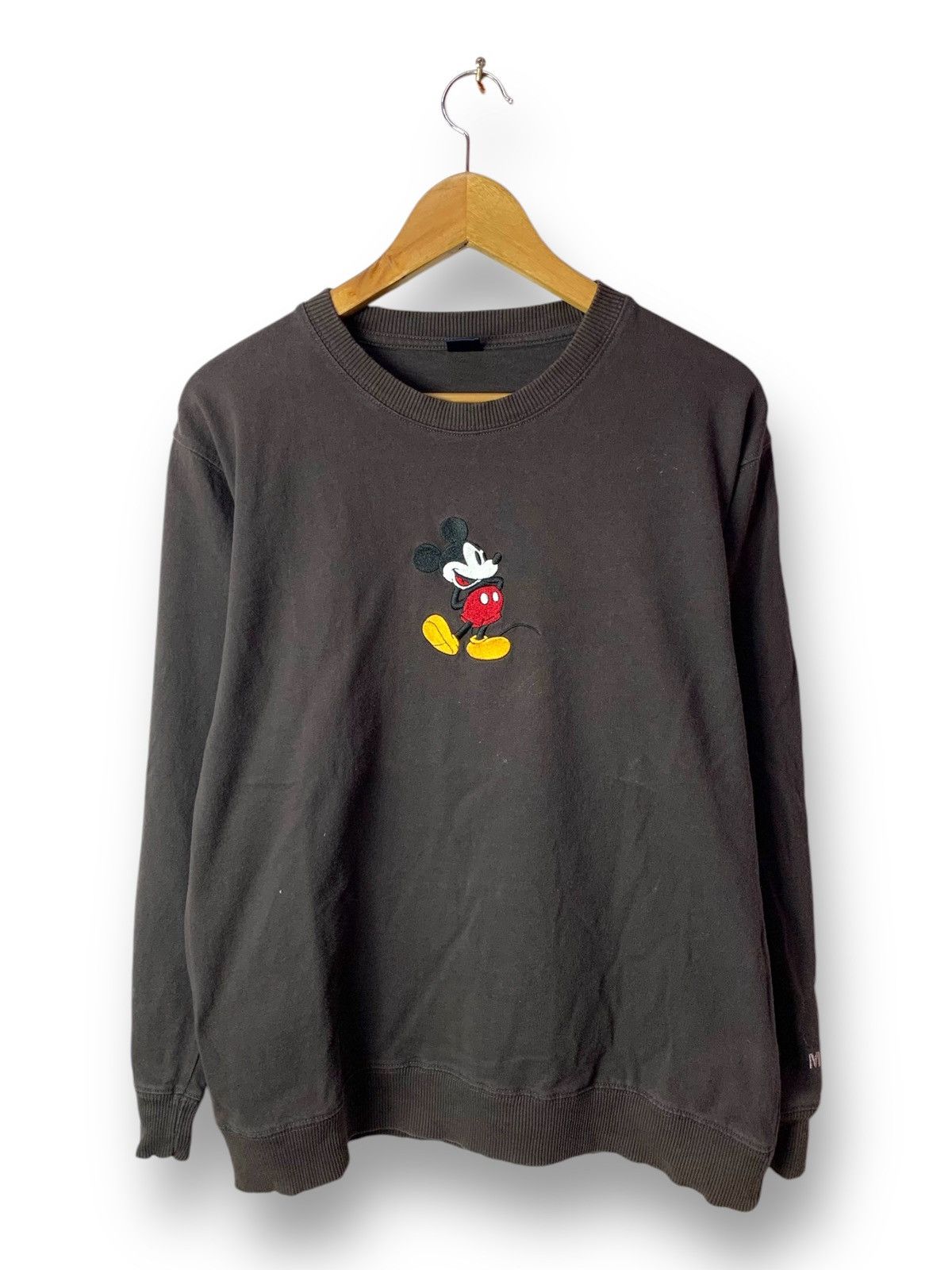 Disney 🔥Iconic Mickey Mouse Stand Embroided Sweatshirt Size US M / EU 48-50 / 2 - 1 Thumbnail