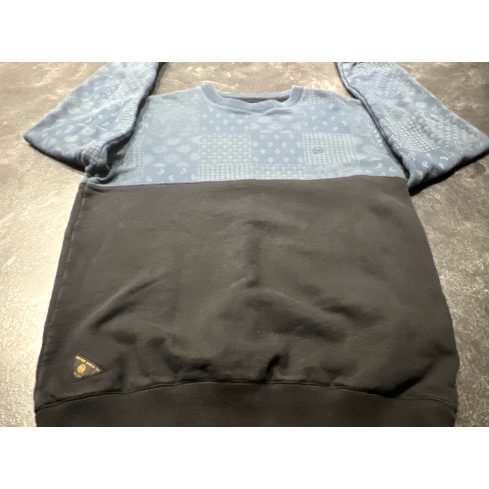 Vintage 10 Deep Mens Sweatshirt Crew Neck Pullover Size L Blue Cotton Long Sleeve Modern Crew Neck Sweatshirt Mens L Size US L / EU 52-54 / 3 - 2 Thumbnail