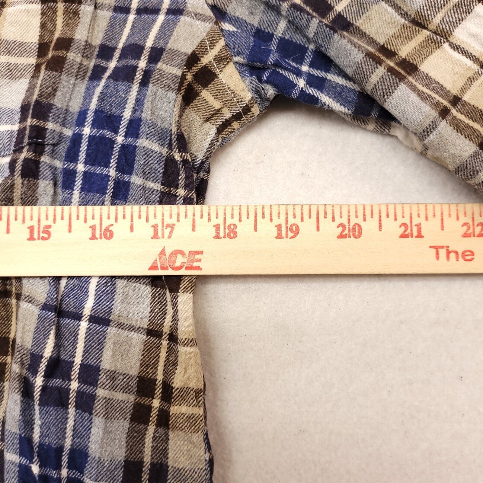 St. Johns Bay St Johns Bay Madras Flannel Shirt Mens Size S White Blue Size US S / EU 44-46 / 1 - 9 Thumbnail
