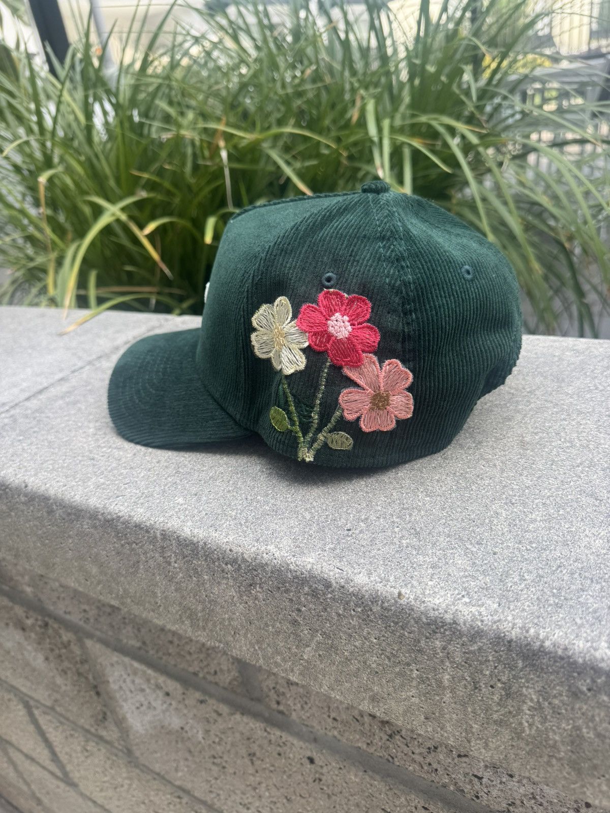 Other Forest green corduroy LA embroidered snapback Size ONE SIZE - 3 Thumbnail