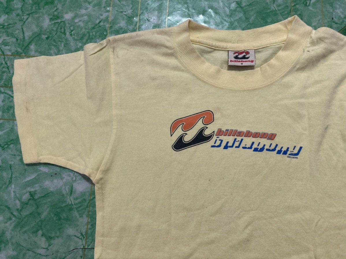 Billabong Vintage Billabong Woman Tshirt Size M / US 6-8 / IT 42-44 - 2 Thumbnail