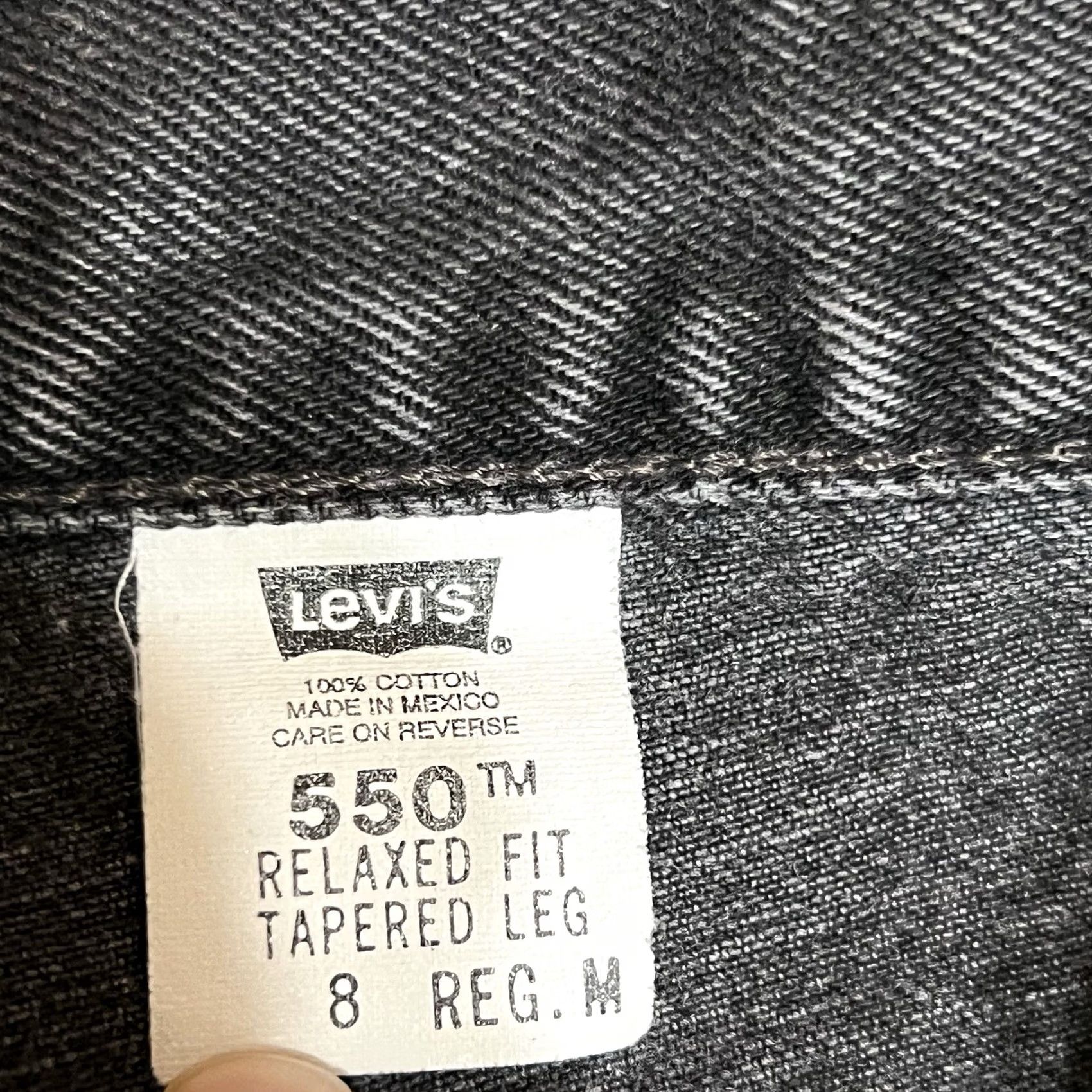 Levi's VINTAGE Levi's 550 Jeans Women 8 Black Relaxed Tapered 27x30.5 5-Pocket Denim 90s Mens Girls Womens Size 30" / US 8 / IT 44 - 7 Thumbnail