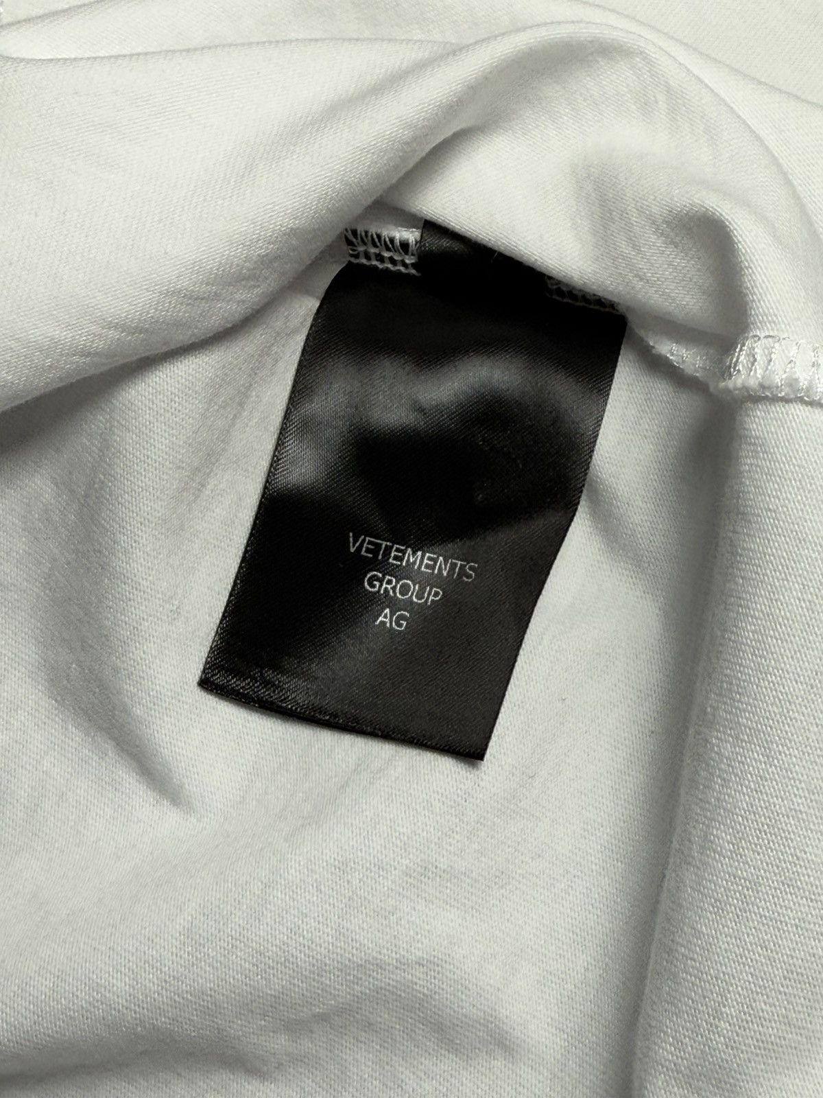 Complex 1/1 Vetements x ComplexCon Signed Guram Gvasalia Tee Size US M / EU 48-50 / 2 - 6 Thumbnail