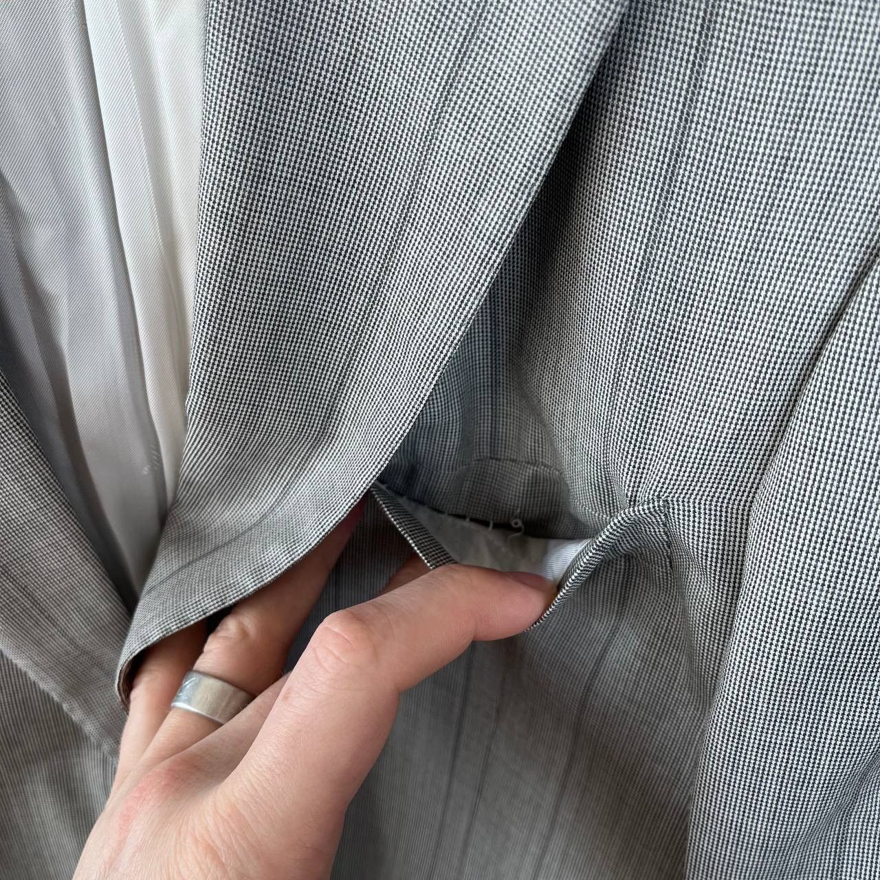 Isaia Isaia Napoli Striped Wool Gray Suit 140`s Delain Selection Size 48R - 10 Thumbnail