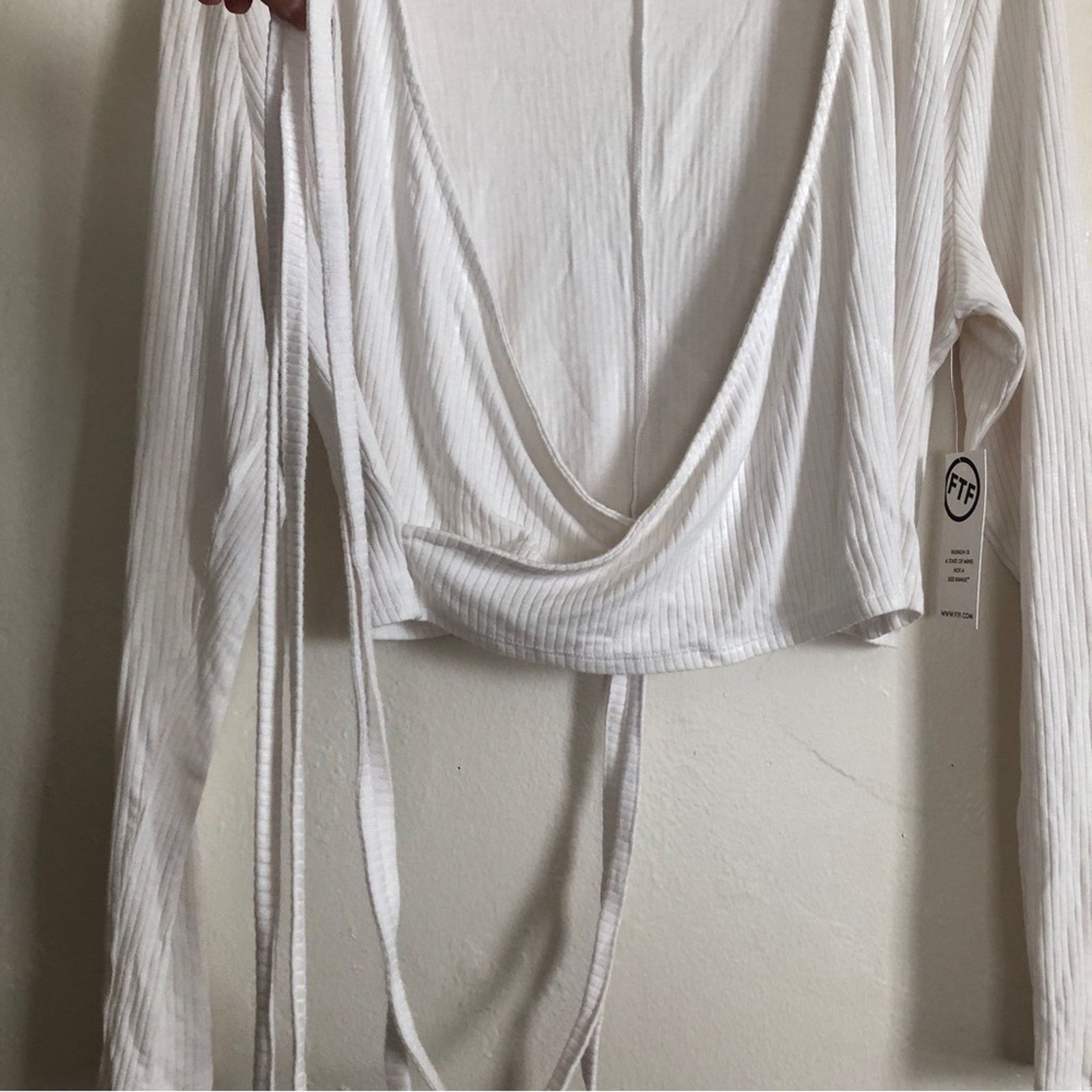 Other Fashion to Figure White Rib Long Sleeve Crop Wrap Blouse Top Size XL / US 12-14 / IT 48-50 - 5 Thumbnail