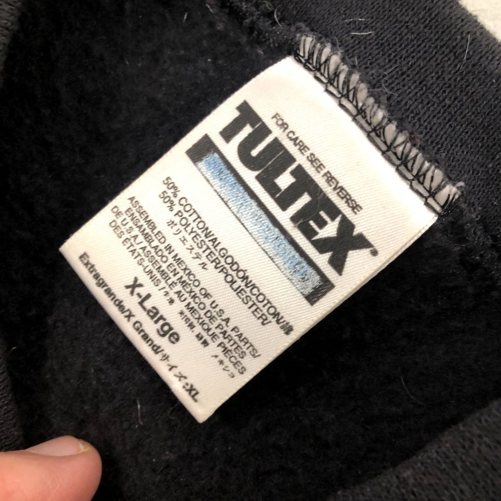 Tultex Vintage 90s Hark the Herald Christmas Sweatshirt Black Gold XL Stitched Tultex Graphic Print Pullover Long Sleeve Crew Neck Sweater Size US XL / EU 56 / 4 - 3 Thumbnail