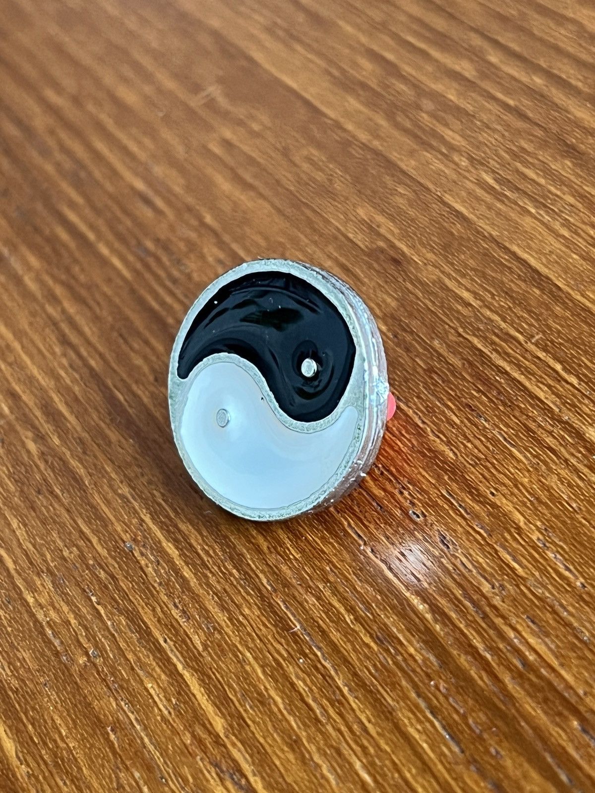 Vintage Ying & Yang vintage pin Size ONE SIZE - 3 Thumbnail