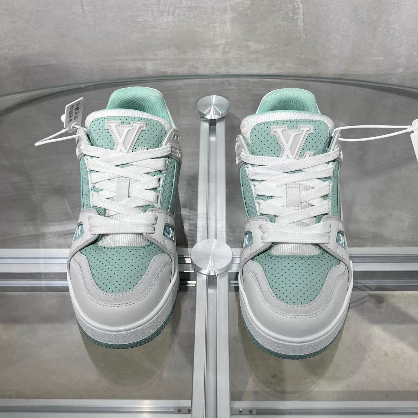 Louis Vuitton LV Trainer Mint Green UK1/35 New, tried on, boxed Size US 4.5 / IT 34.5 - 1 Thumbnail