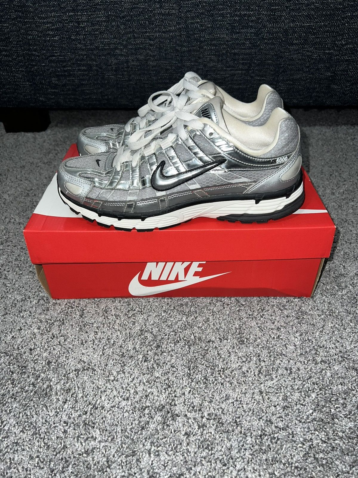 Nike Nike P6000 Silver Size US 8 / EU 41 - 2 Thumbnail