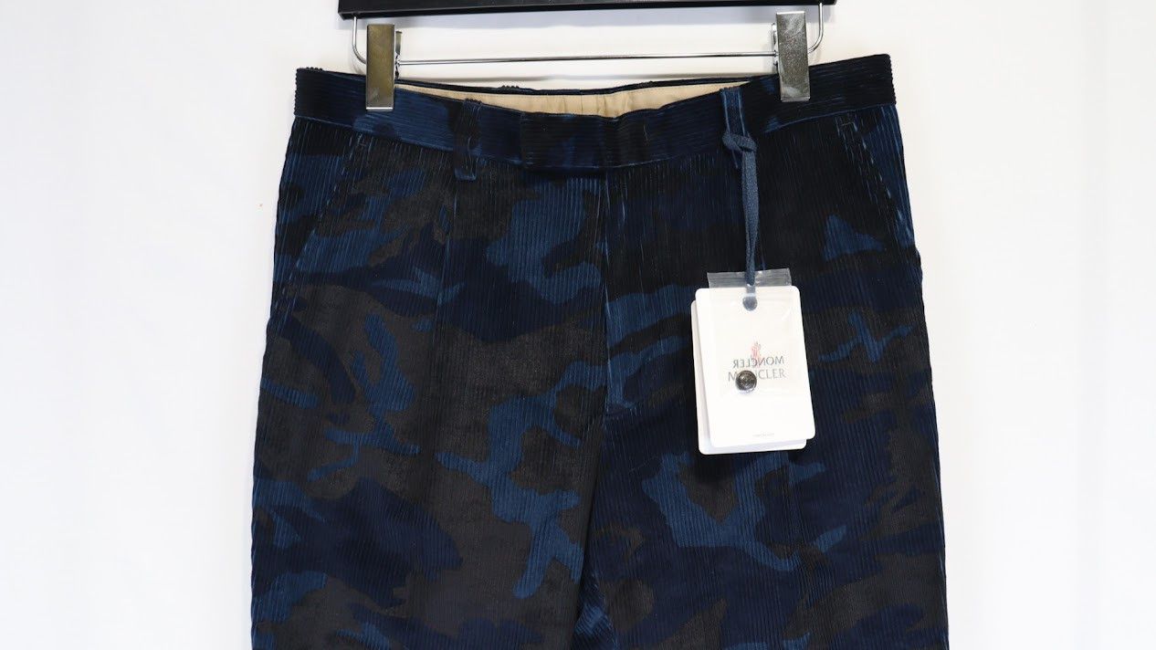 Moncler o1rshd1 Jeans Pant in Blue Size US 32 / EU 48 - 2 Thumbnail
