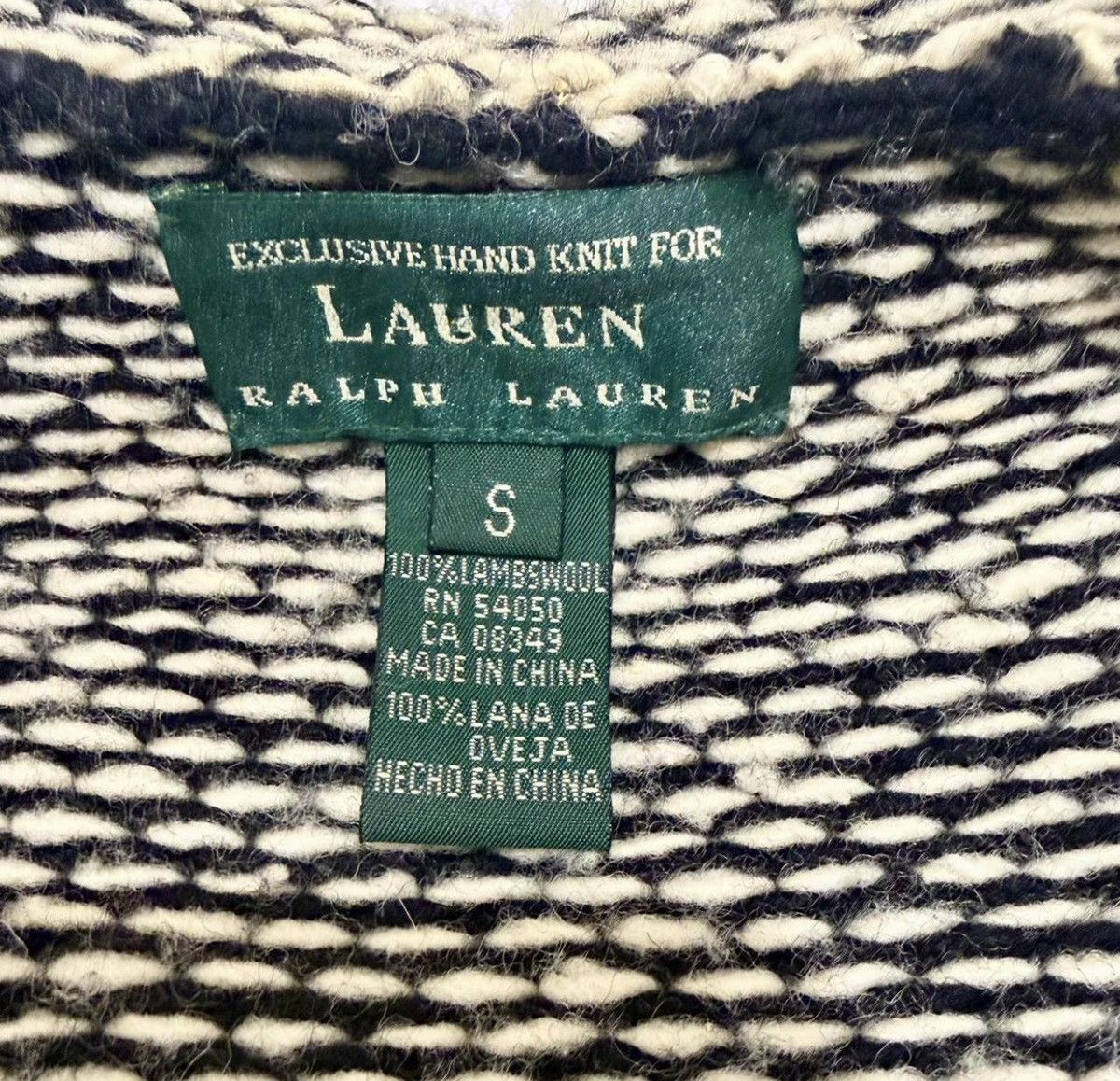 Ralph Lauren VTG Lauren Ralph Lauren Hand Knit 100% Lambswool Cardigan Size S / US 4 / IT 40 - 4 Thumbnail