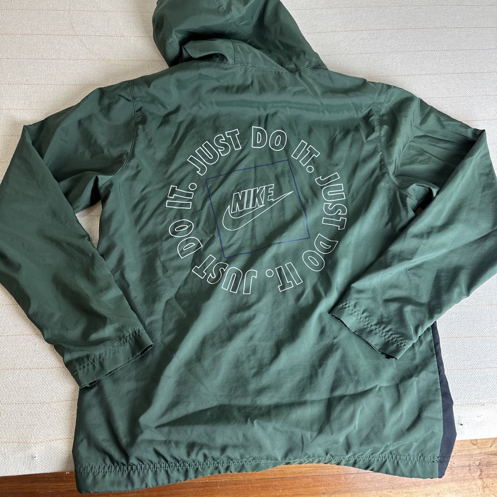 Nike Nike Green & Black Hooded Windbreaker Size US S / EU 44-46 / 1 - 8 Thumbnail