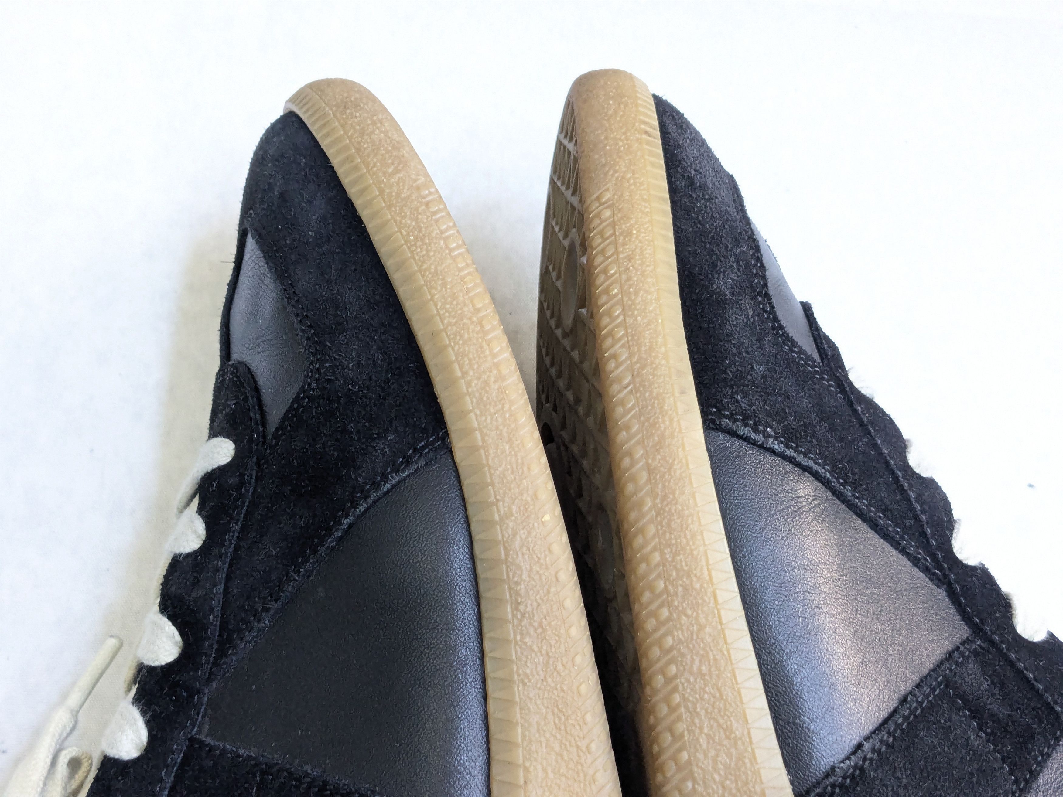 Maison Margiela Maison Margiela GAT Replica Black 11.5 44.5 Gum Low Size US 11.5 / EU 44-45 - 11 Thumbnail