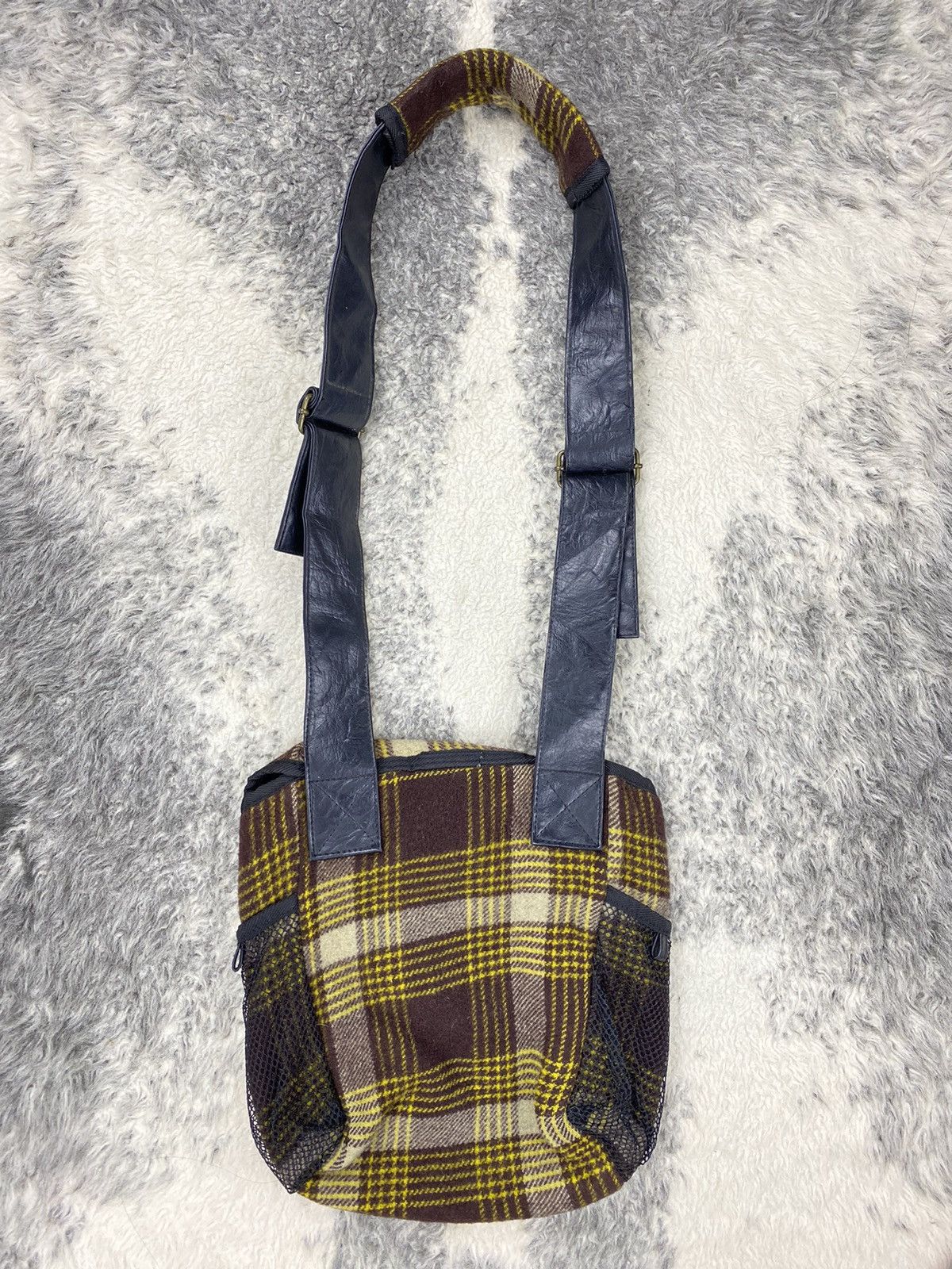 Japanese Brand × Seditionaries 🔥RARE🔥 ALGONQUINS Yellow Tartan Cross Body Bag Wool+Leather Size ONE SIZE - 12 Thumbnail