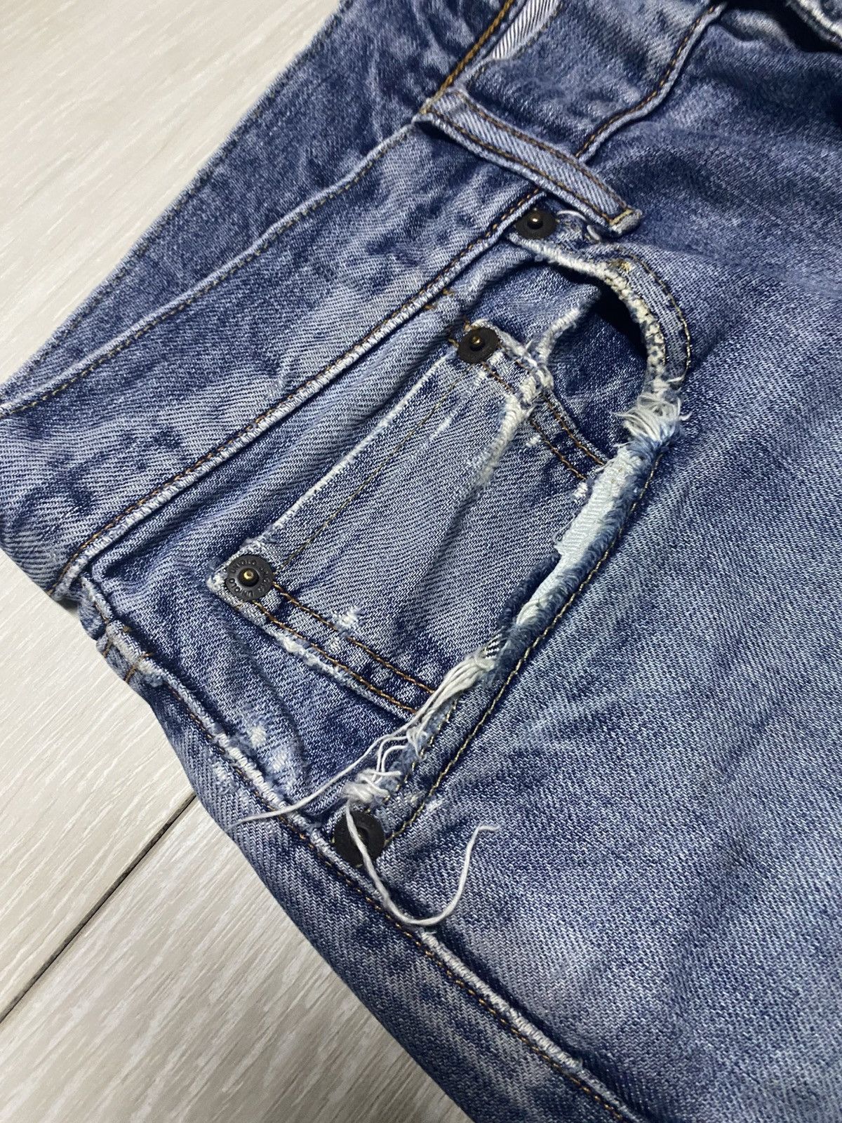 Japanese Brand Vintage japanese Uniqlo Blue Wash Grunge Selvedge Jeans Size US 34 / EU 50 - 8 Thumbnail