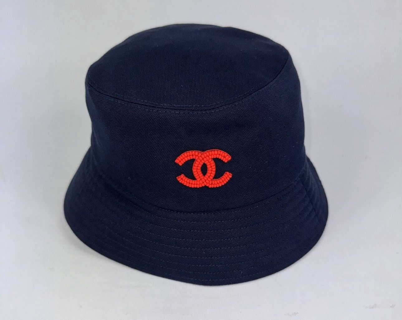 Chanel LOGO BEADED BUCKET HAT Size ONE SIZE - 1 Thumbnail