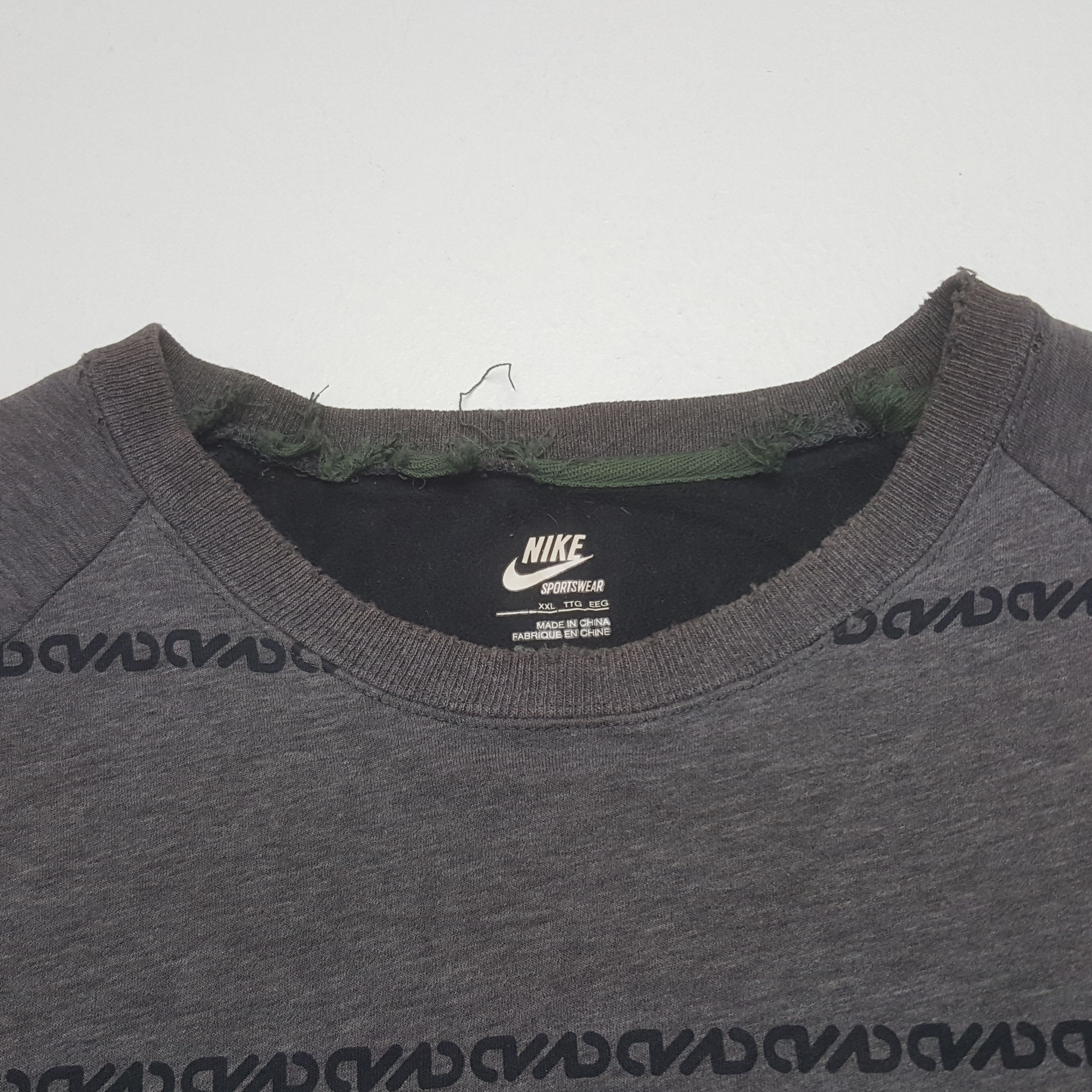 Nike Vintage Nike Distressed Sweatshirt Size US L / EU 52-54 / 3 - 5 Thumbnail