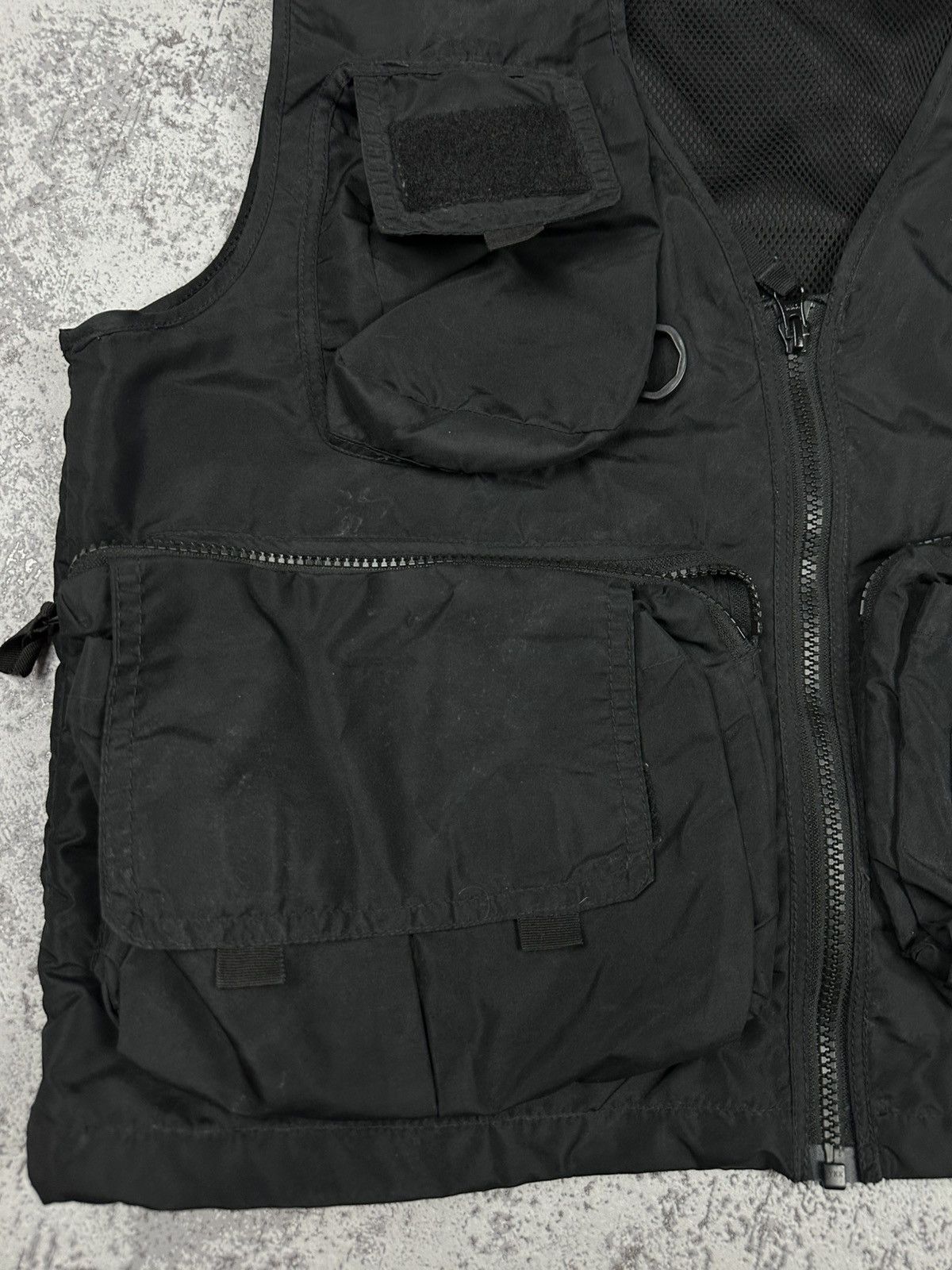 Japanese Brand Streetwear Tactical Multipocket Vest Size US L / EU 52-54 / 3 - 4 Thumbnail