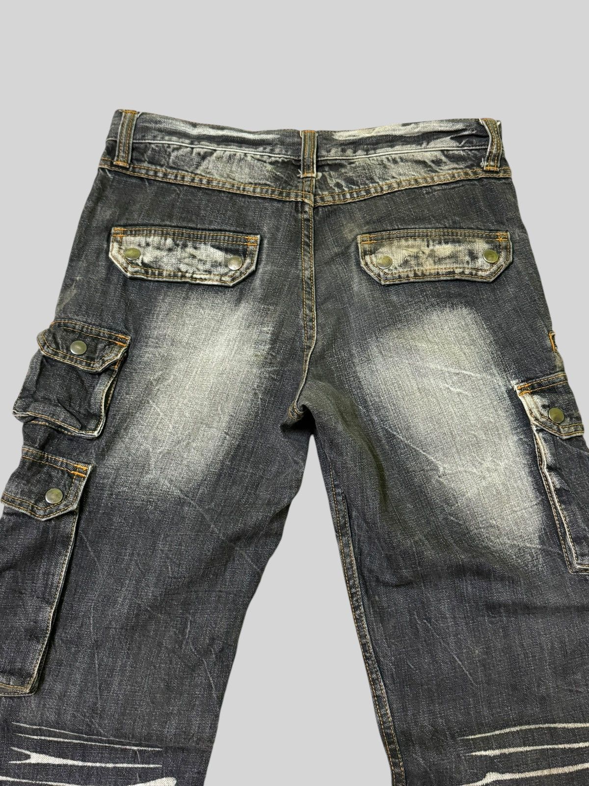 If Six Was Nine VOMANIE MULTI POCKET ACID WASH STYLE CARGO DENIM Size US 31 - 8 Thumbnail