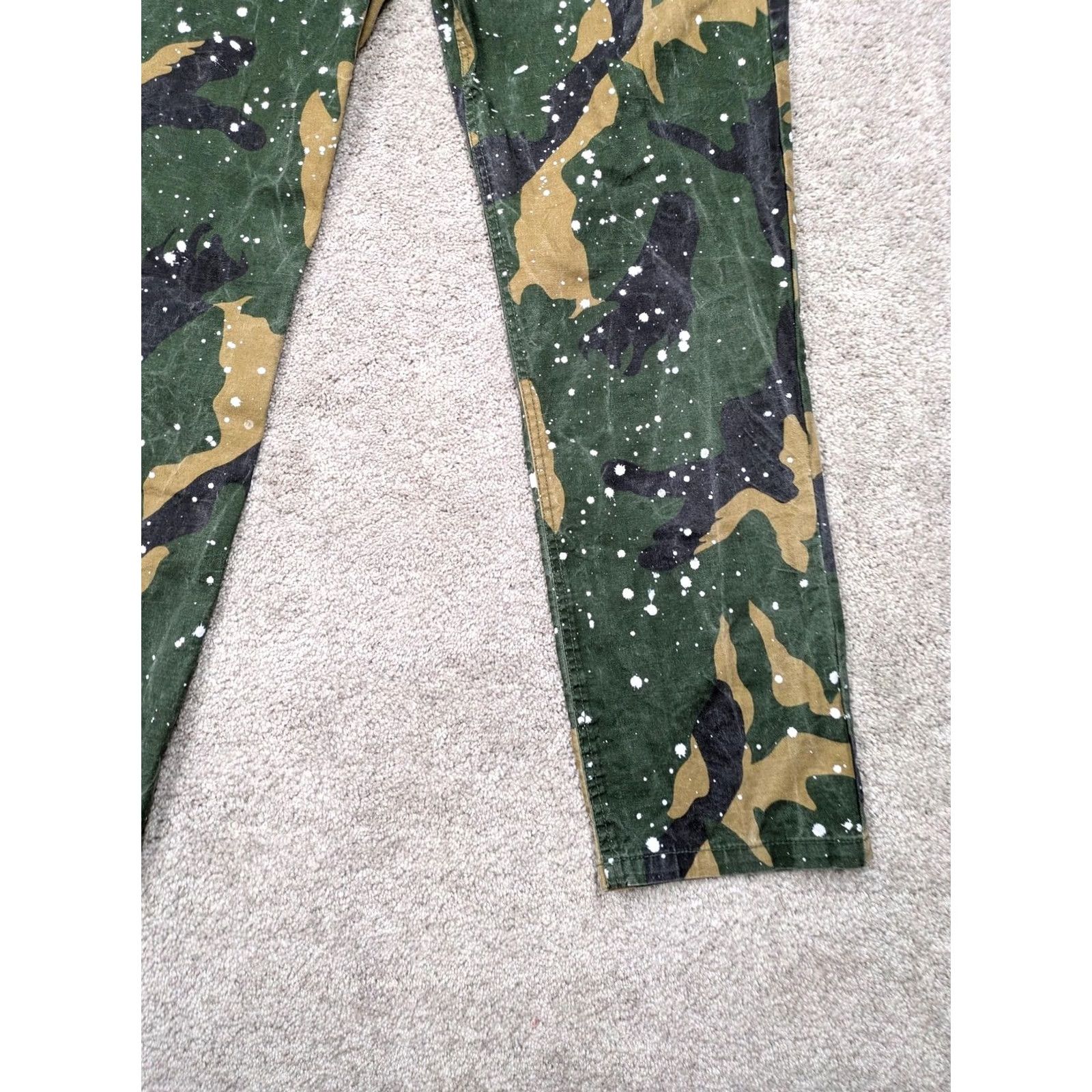 Vintage QRUEL Pants Mens 38x30 Green Camo Chino Straight Leg Canvas Paint Splatter Size US 38 / EU 54 - 2 Thumbnail