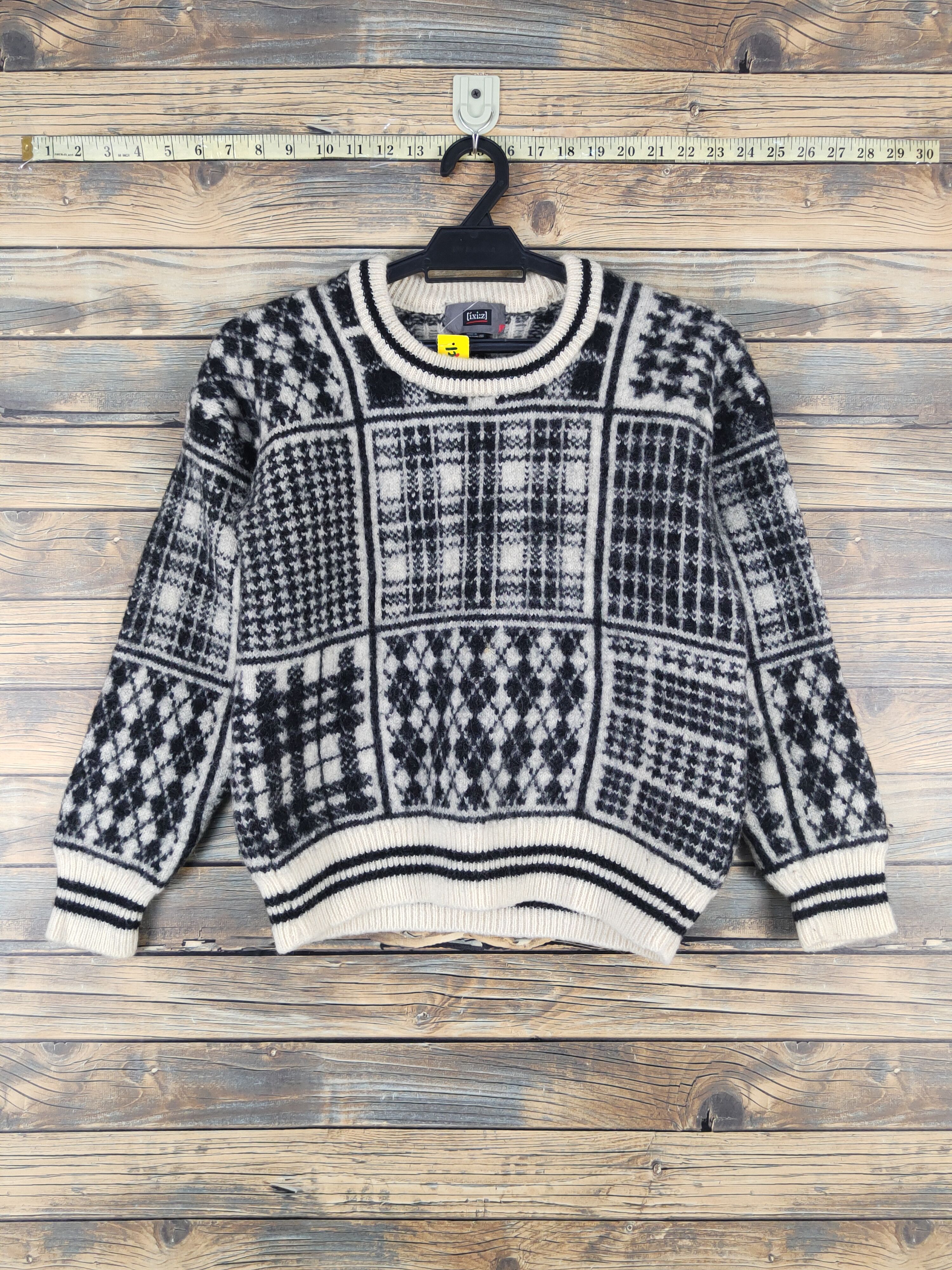Homespun Knitwear × Japanese Brand × Vintage Ixi:z Black Cream Knitwear Sweatshirts #W1282 Size XS / US 0-2 / IT 36-38 - 1 Thumbnail