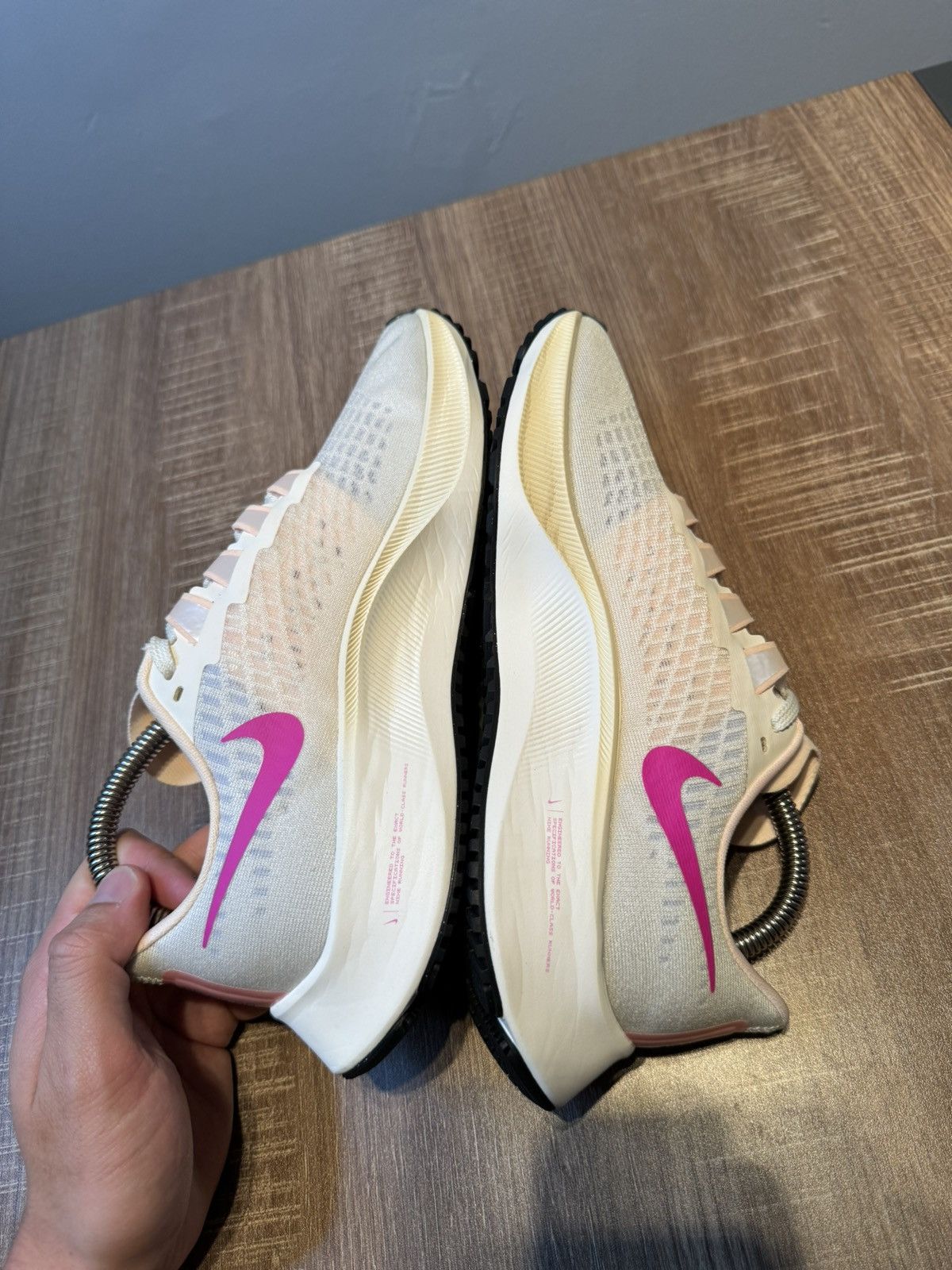 Nike Nike Air Zoom Pegasus 37 Pale Ivory Women's Running Sz 8 Size US 8 / IT 38 - 5 Thumbnail
