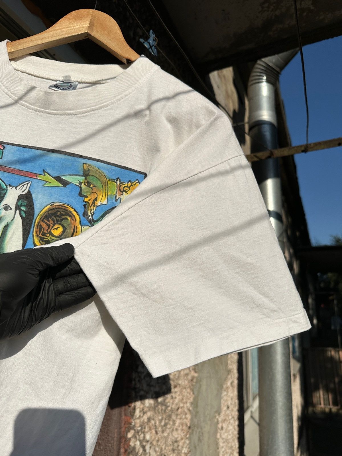 Vintage Vintage Pablo Picasso Rape Of The Sabine Art White T-Shirt Size US XL / EU 56 / 4 - 10 Thumbnail