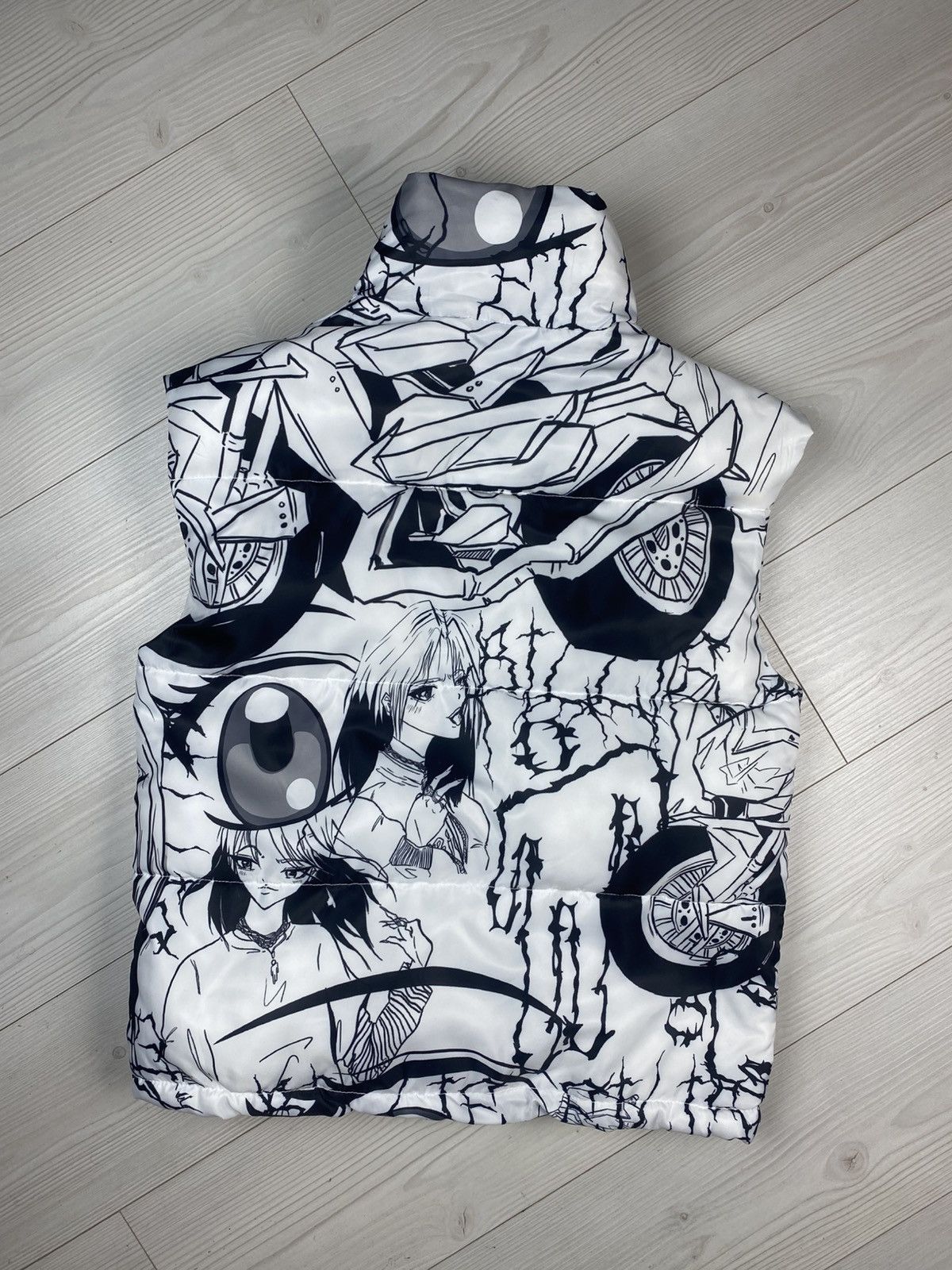 Bershka × Billie Eilish Bershka Billie eilish anime vest y2k Size US M / EU 48-50 / 2 - 2 Thumbnail